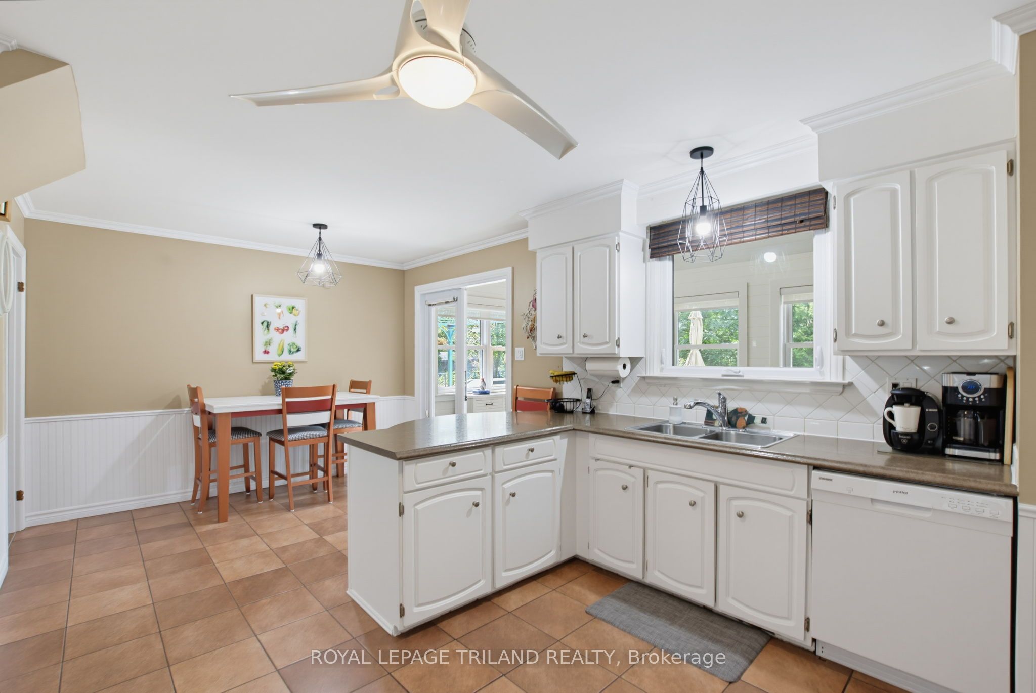 91 Leland Road Property Photo 13