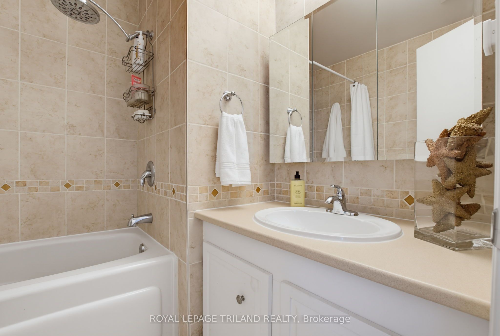 91 Leland Road Property Photo 23