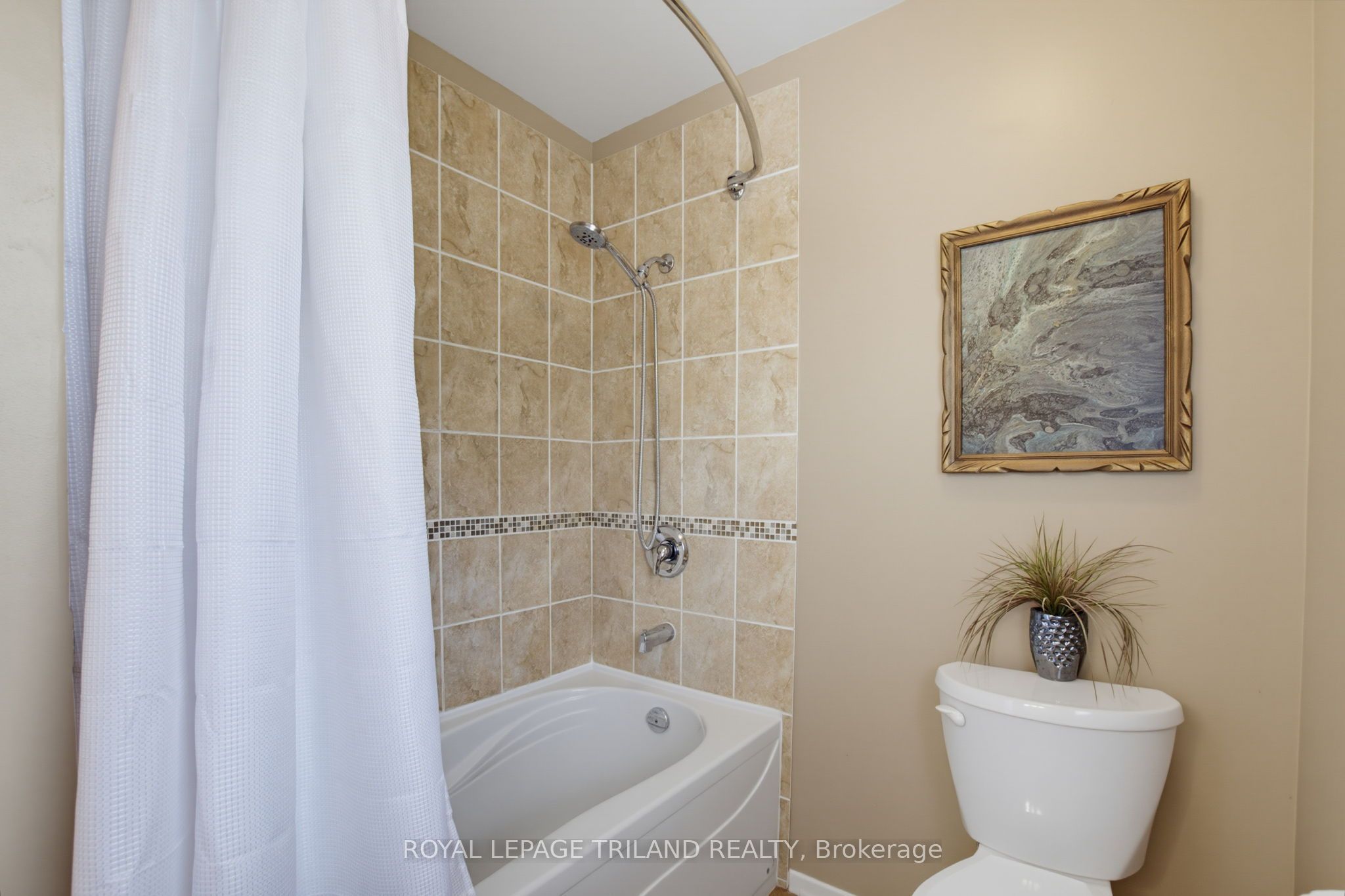 91 Leland Road Property Photo 31