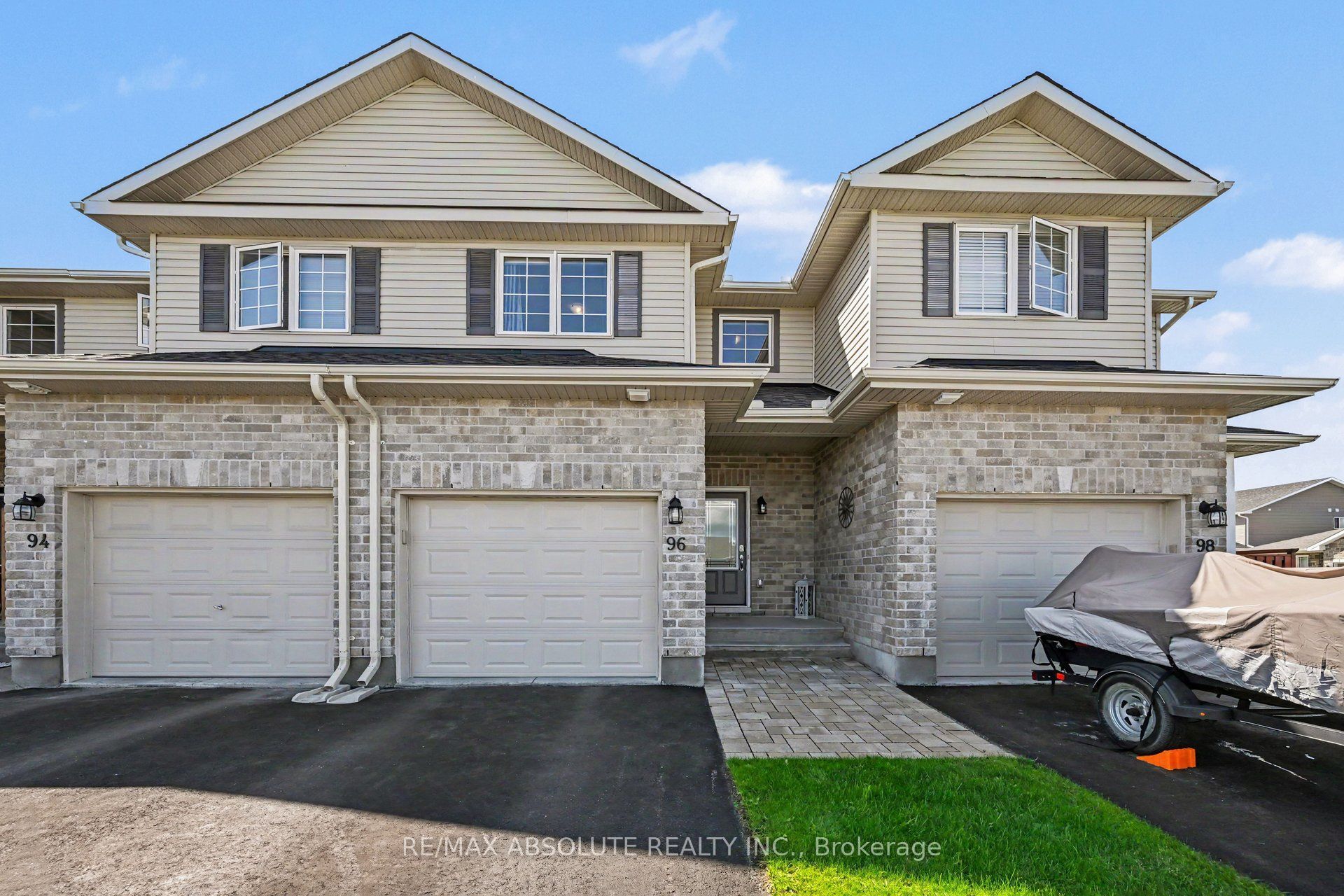 96 Bellwood Drive Property Photo 1