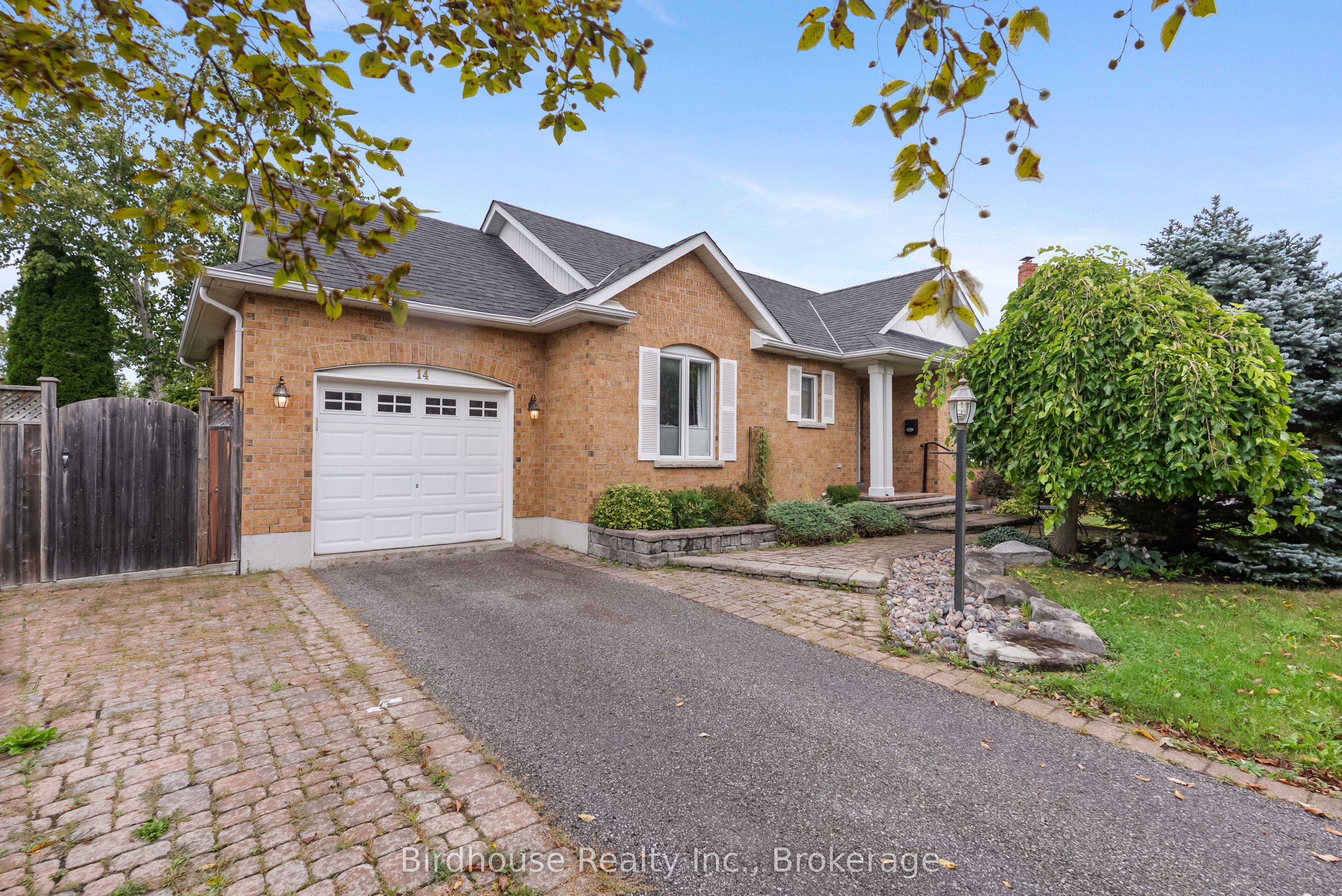 14 Langton Place Property Photo 1