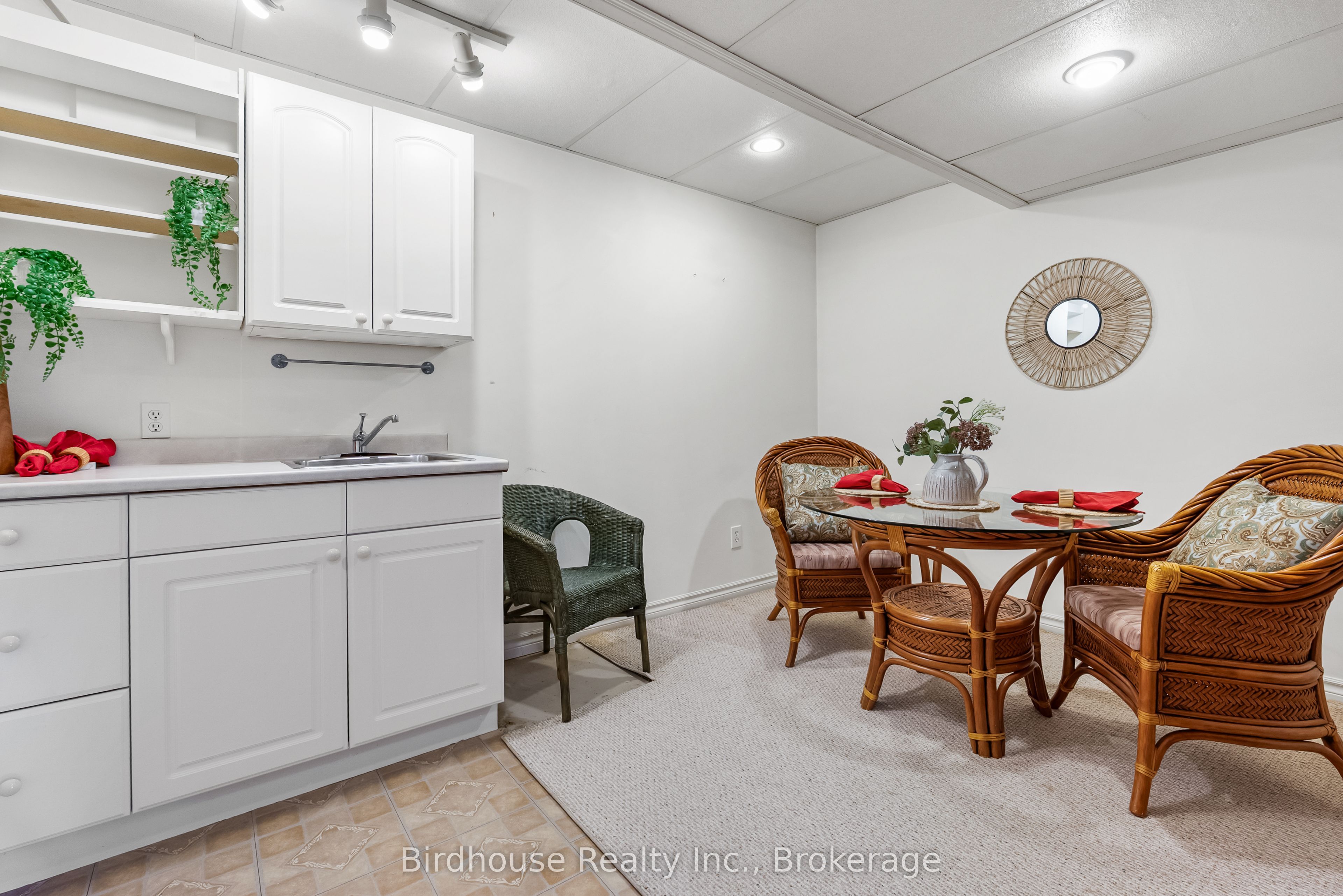 14 Langton Place Property Photo 22