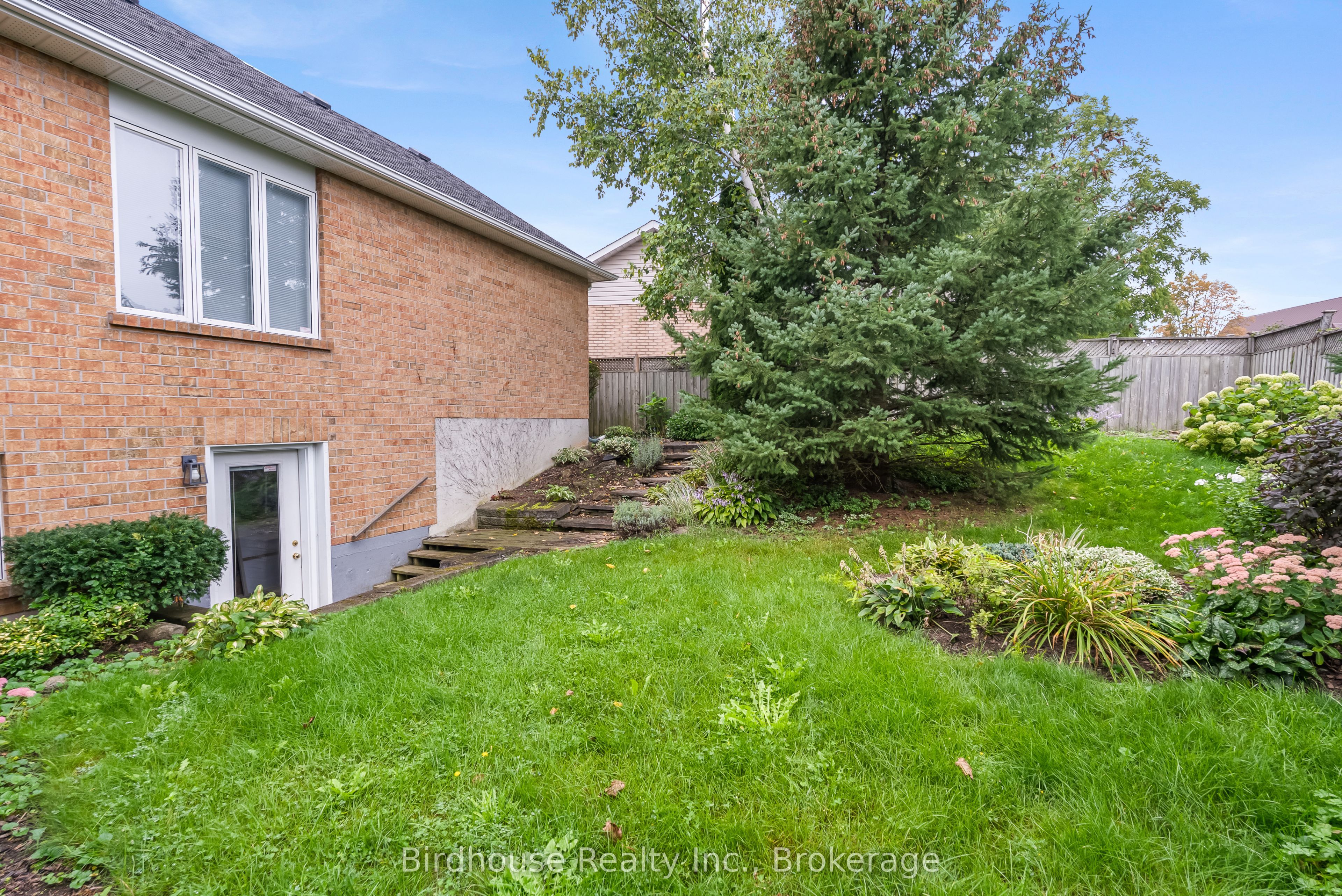14 Langton Place Property Photo 27