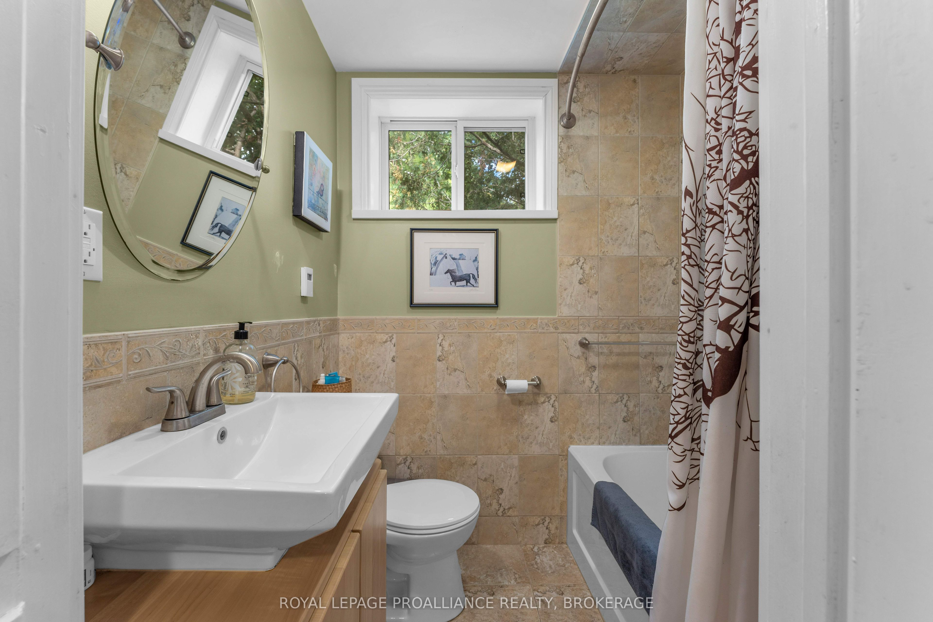 4 Miller Street Property Photo 23