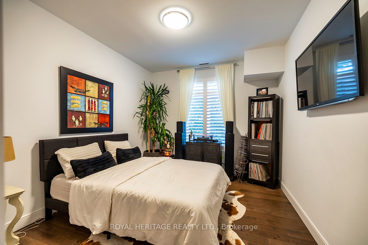 135 Orr Street 204 Property Photo 22