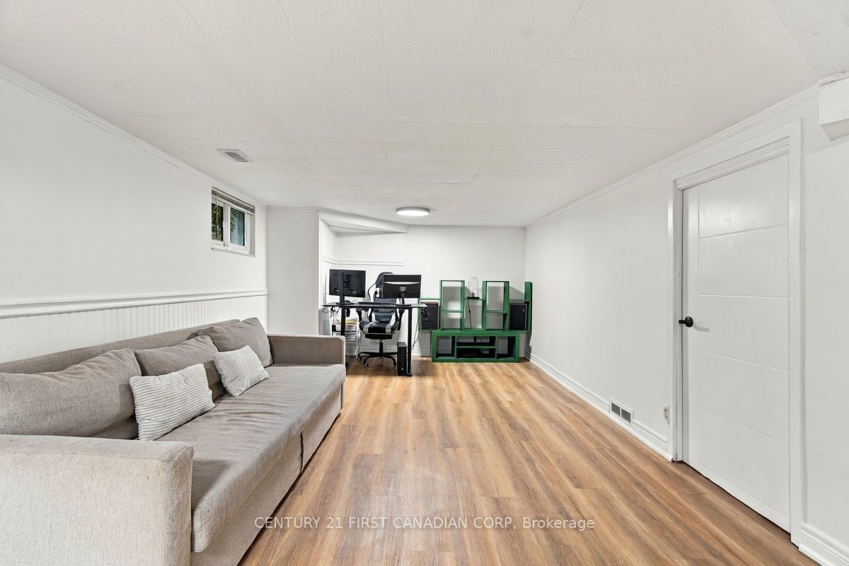 1324 Langmuir Avenue Property Photo 25