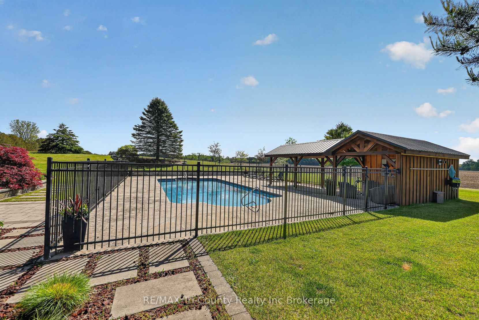 57009 Heritage Line Property Photo 34