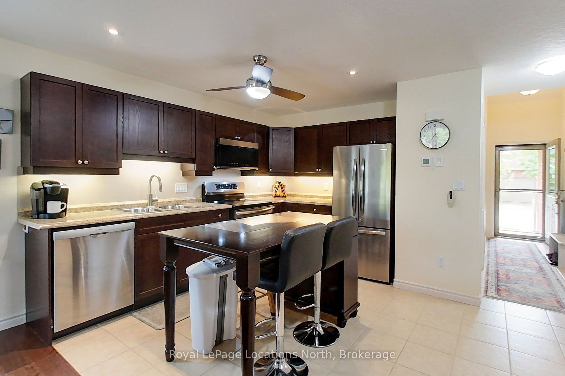 8 Russett Drive Property Photo 6