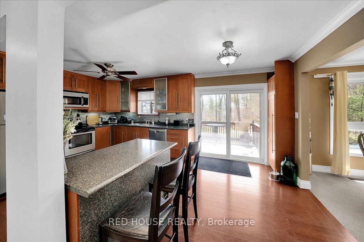 32 Mcleish Drive Property Photo 6