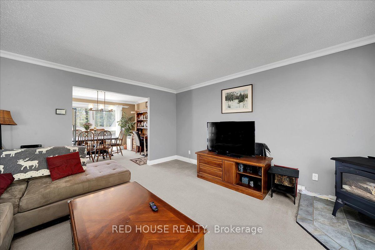 32 Mcleish Drive Property Photo 12