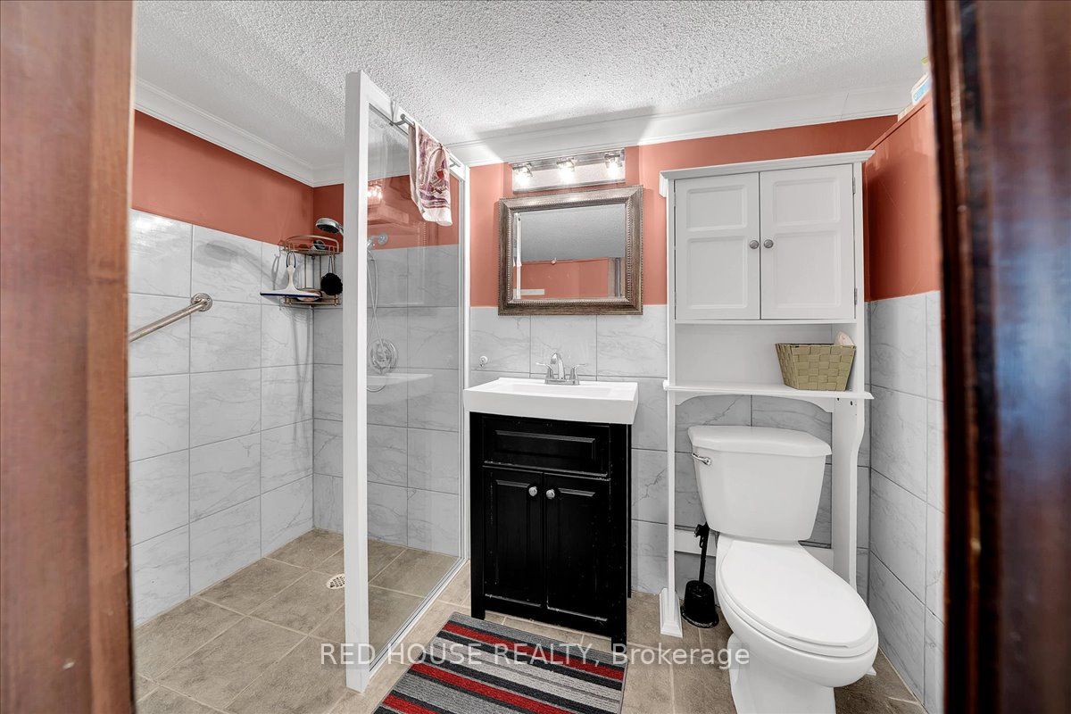 32 Mcleish Drive Property Photo 27