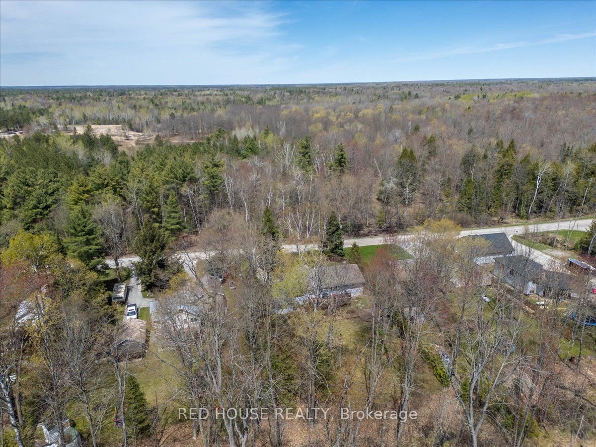 32 Mcleish Drive Property Photo 37