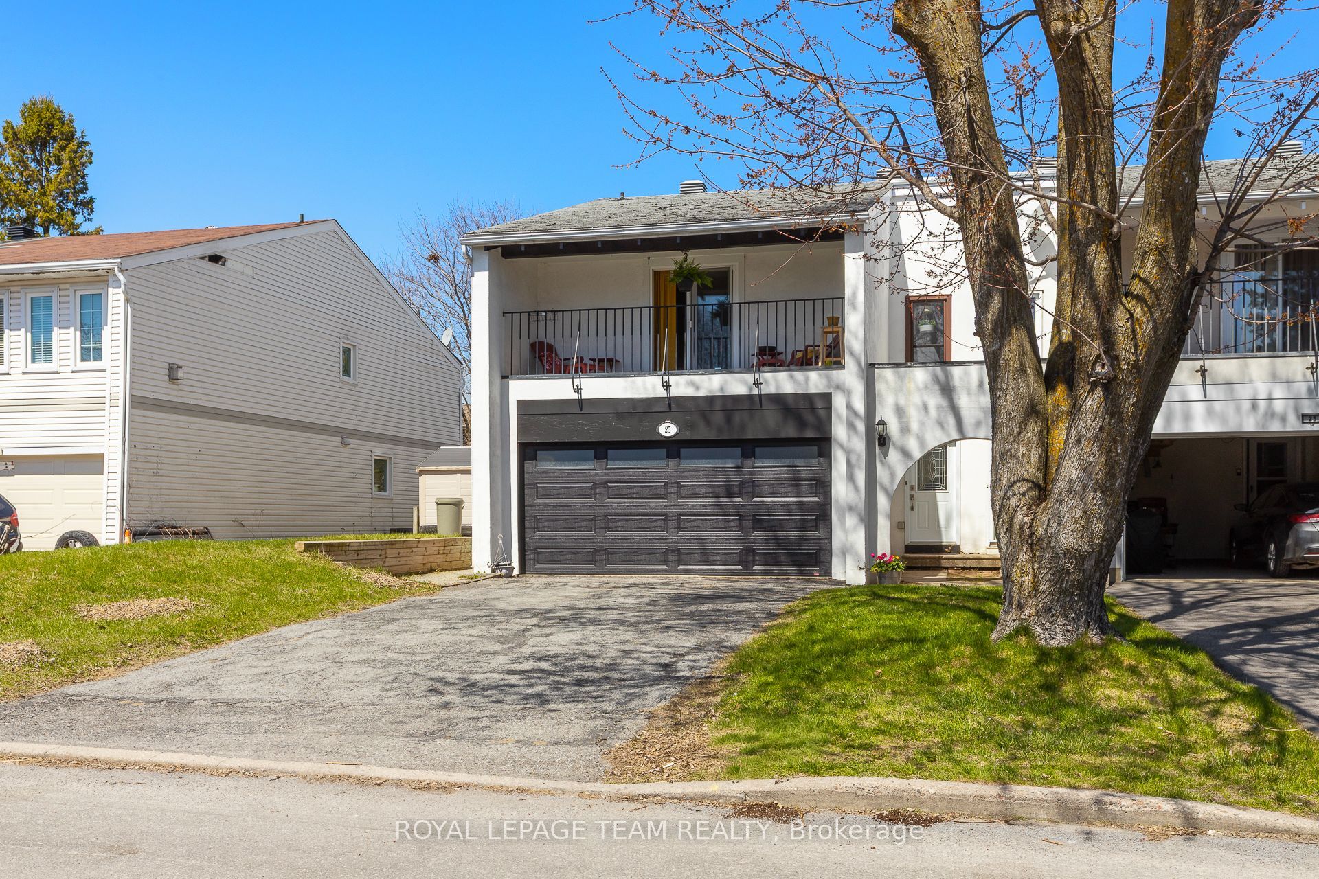 25 Grady Crescent