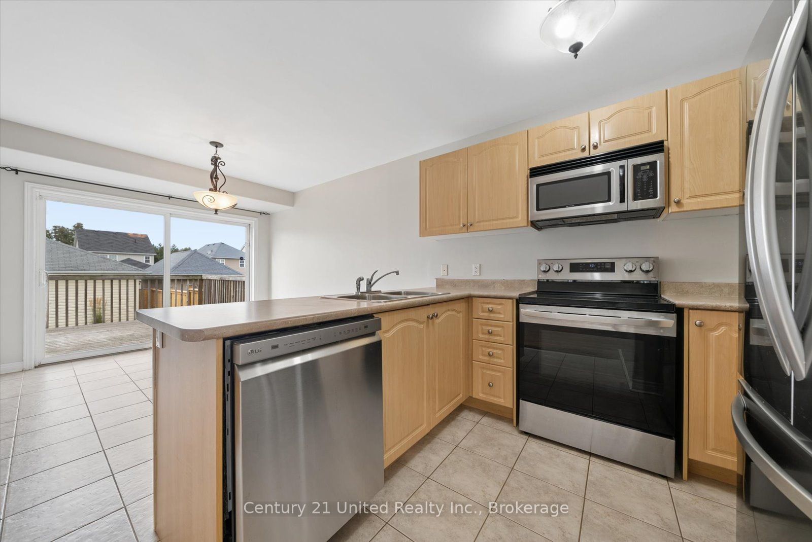 253 Bowen Drive Property Photo 18