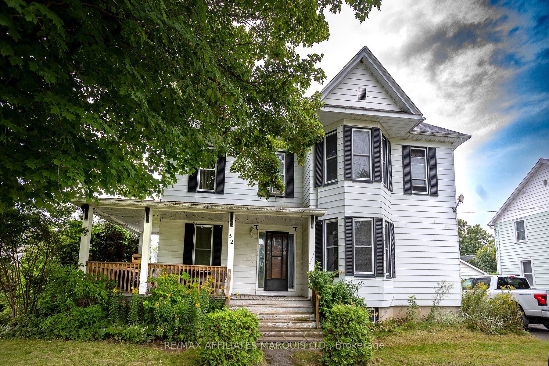 52 Beach Avenue Property Photo 6