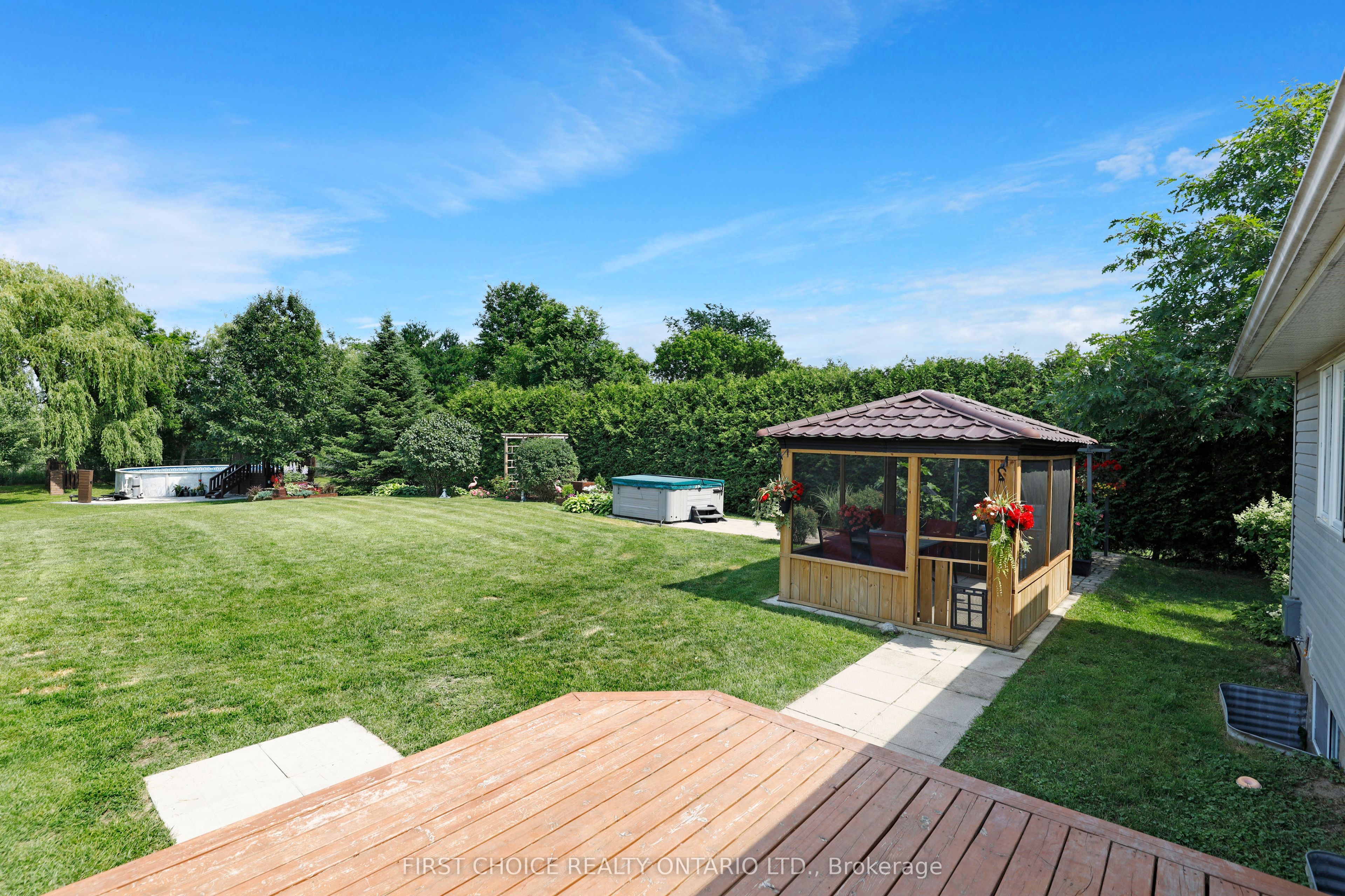 5857 Trudeau Avenue Property Photo 6