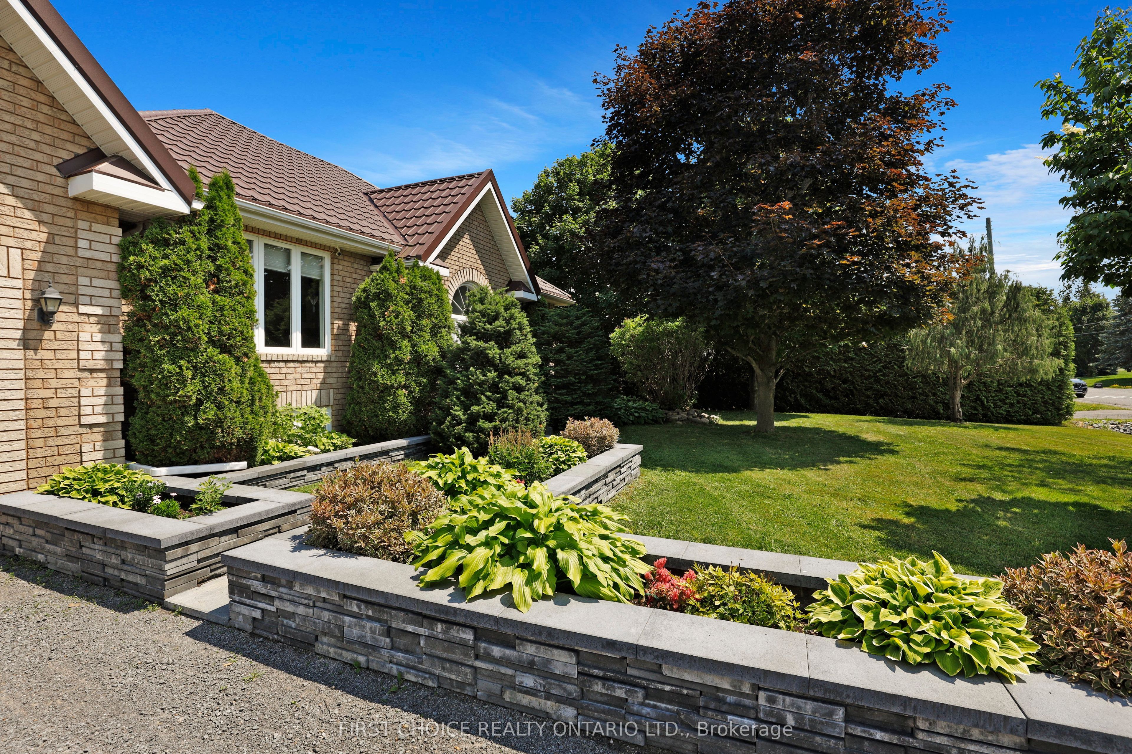 5857 Trudeau Avenue Property Photo 20