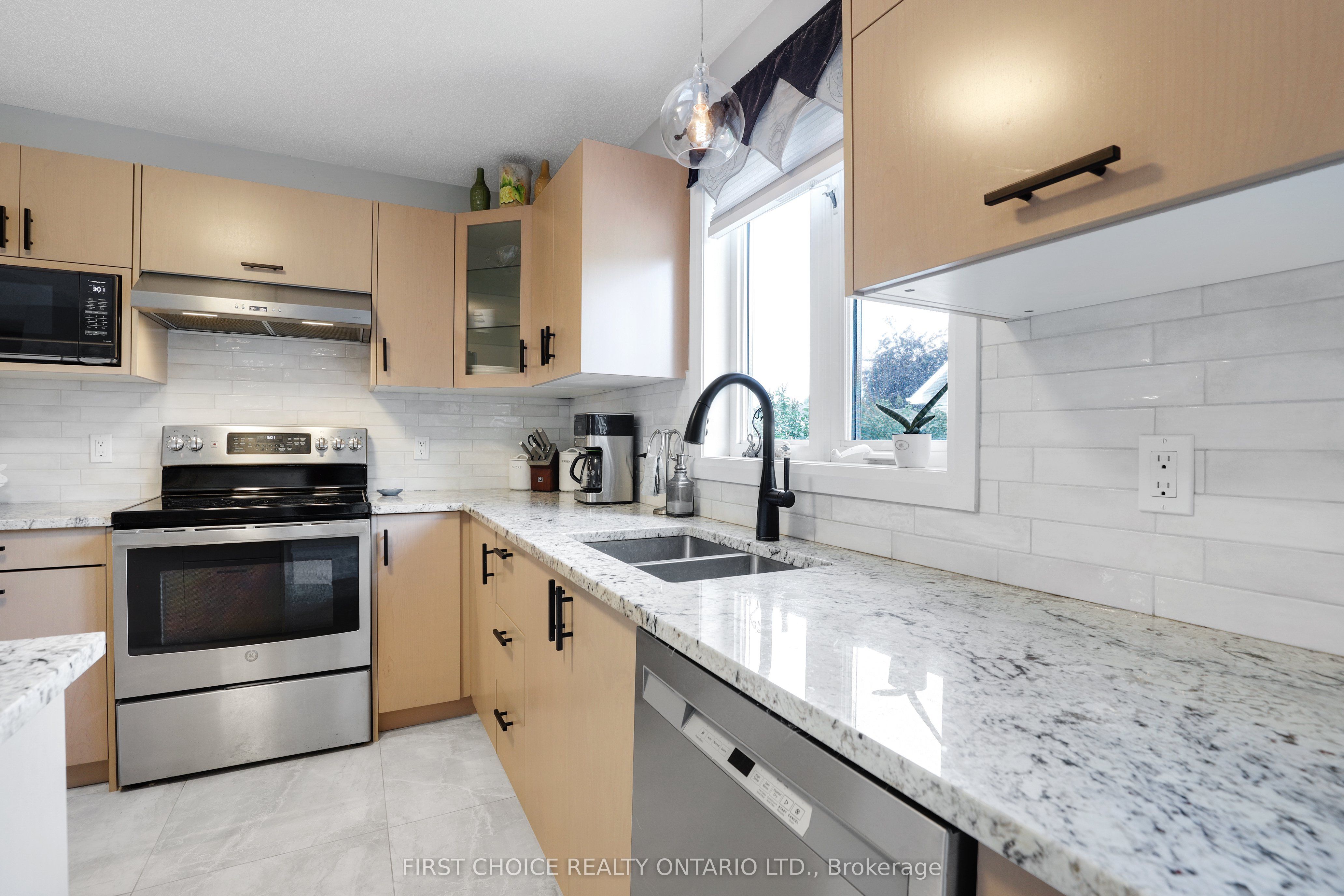 5857 Trudeau Avenue Property Photo 38