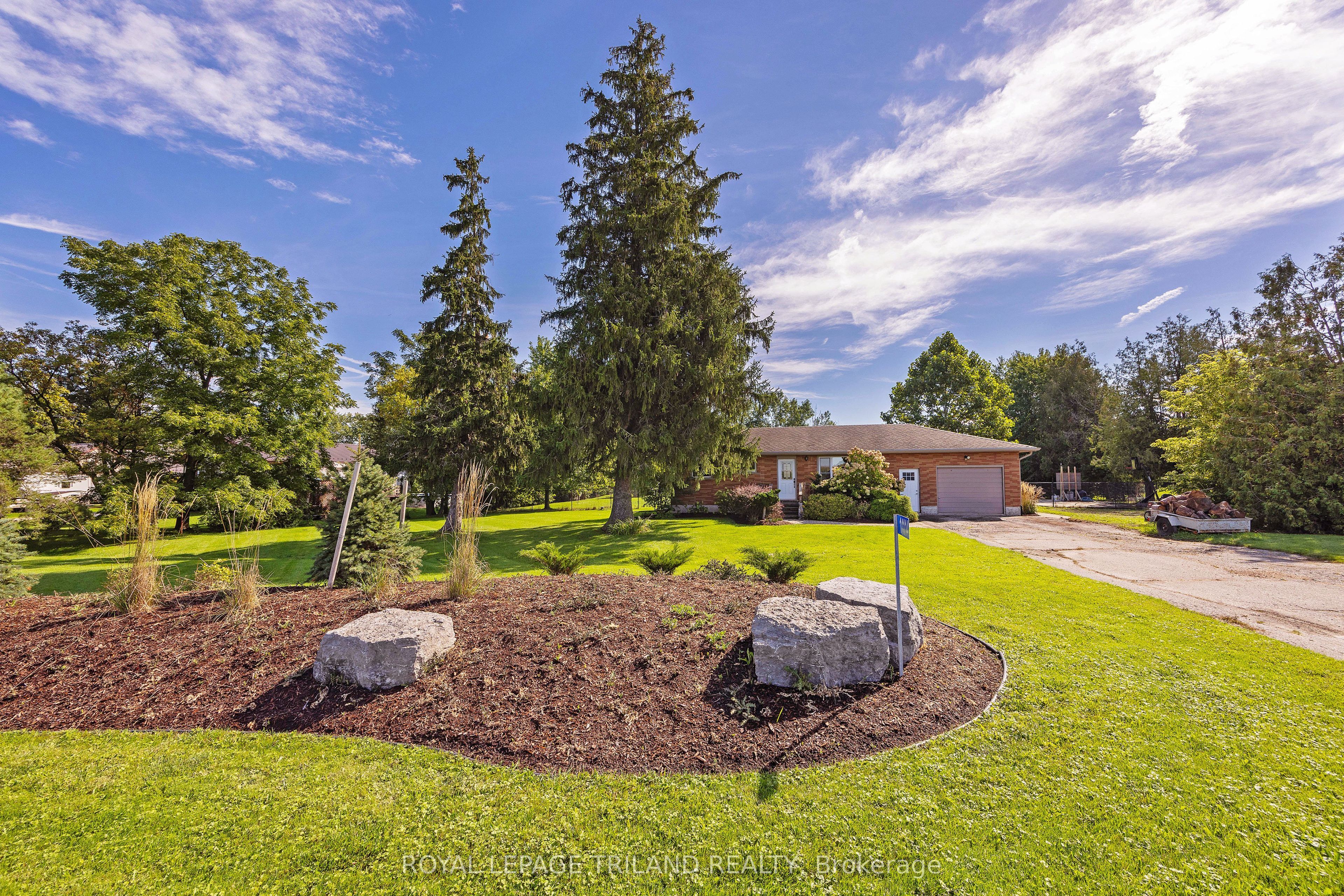 11114 Springwater Road Property Photo 3