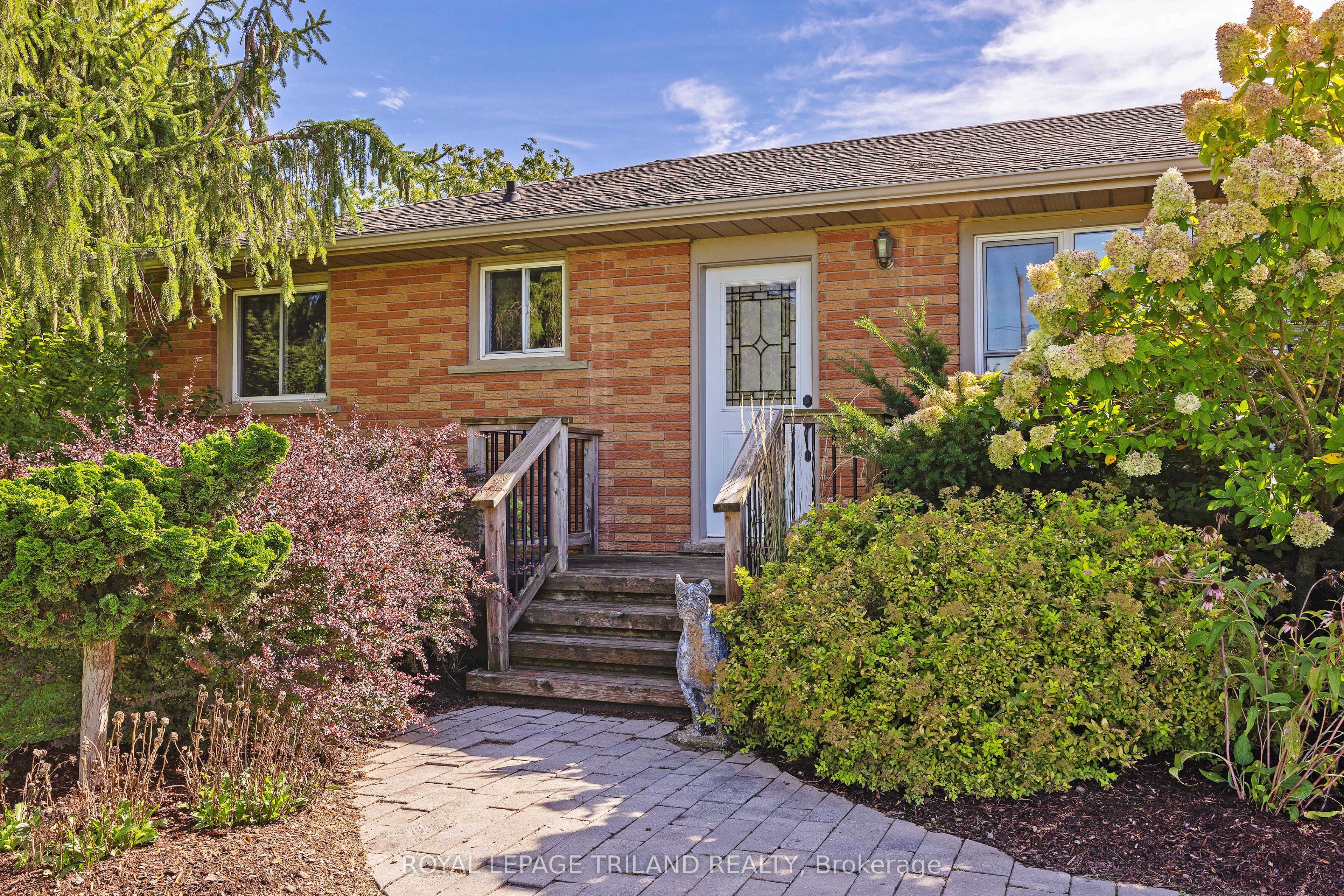 11114 Springwater Road Property Photo 4