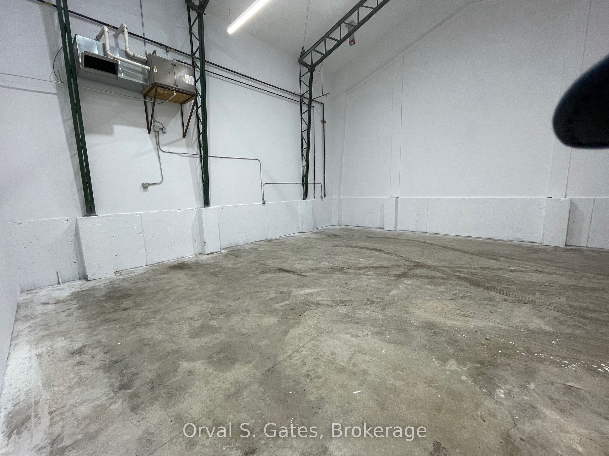 32 Wells Street Property Photo 8