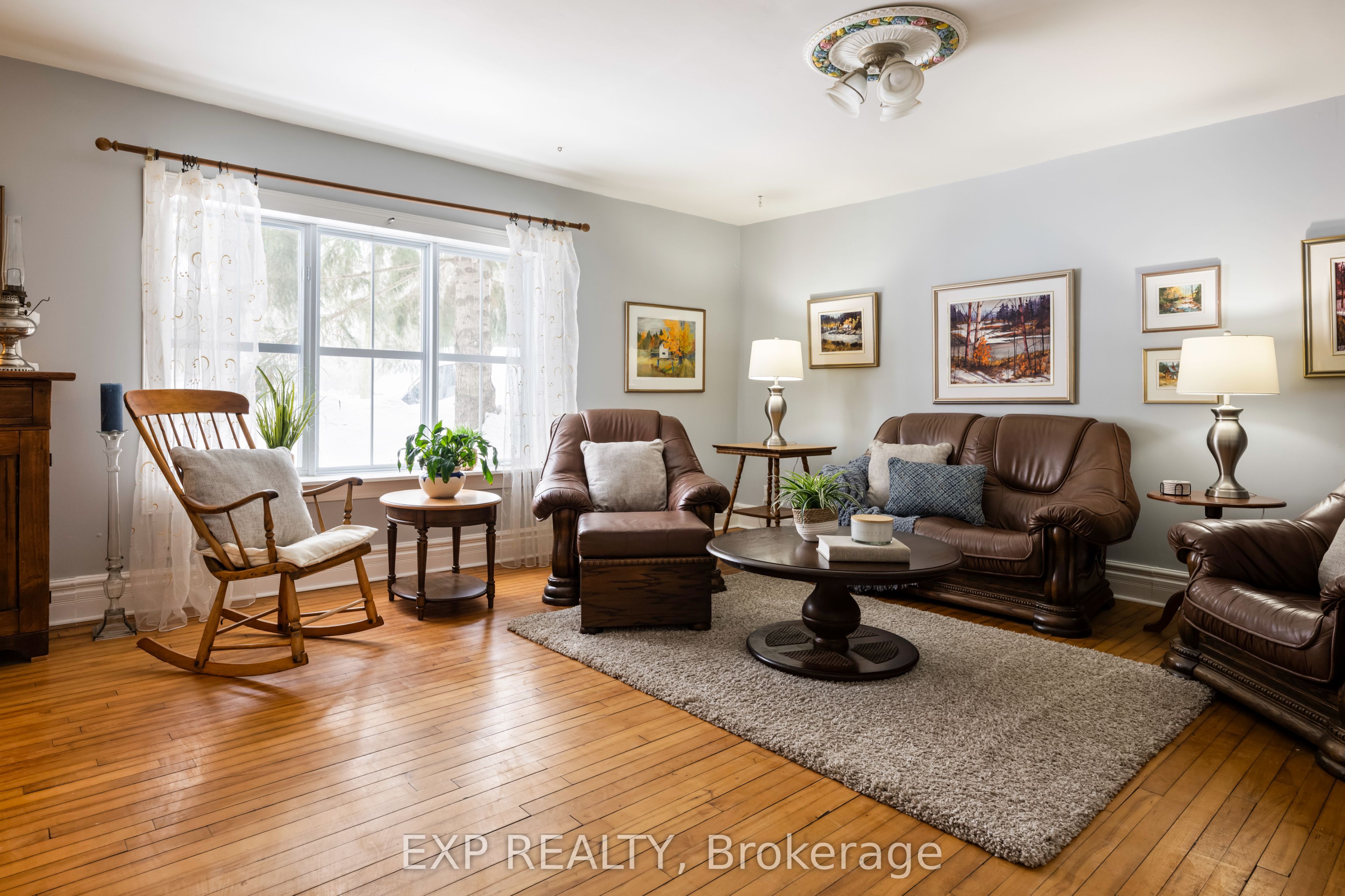 16 Mill Street Property Photo 17