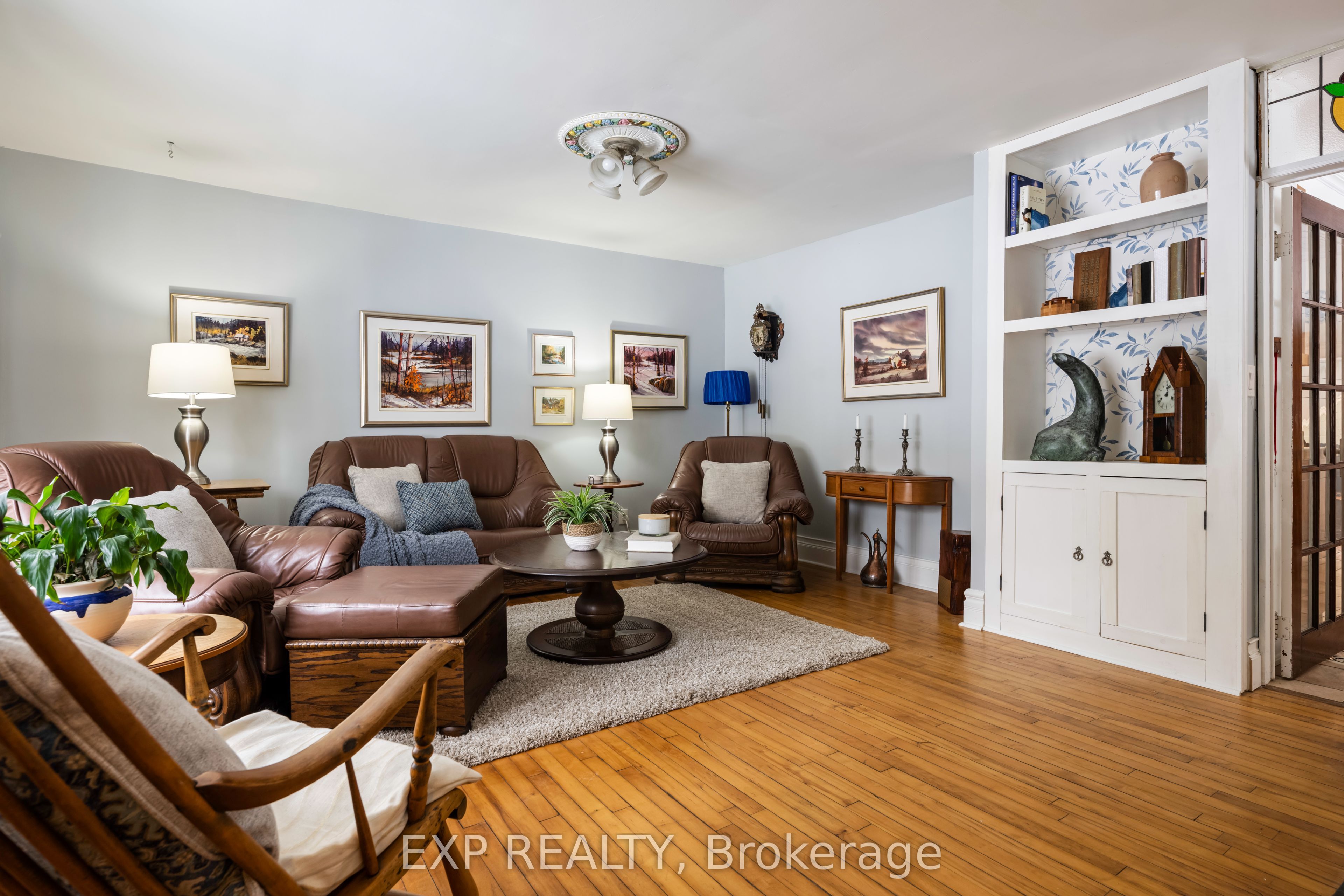16 Mill Street Property Photo 18