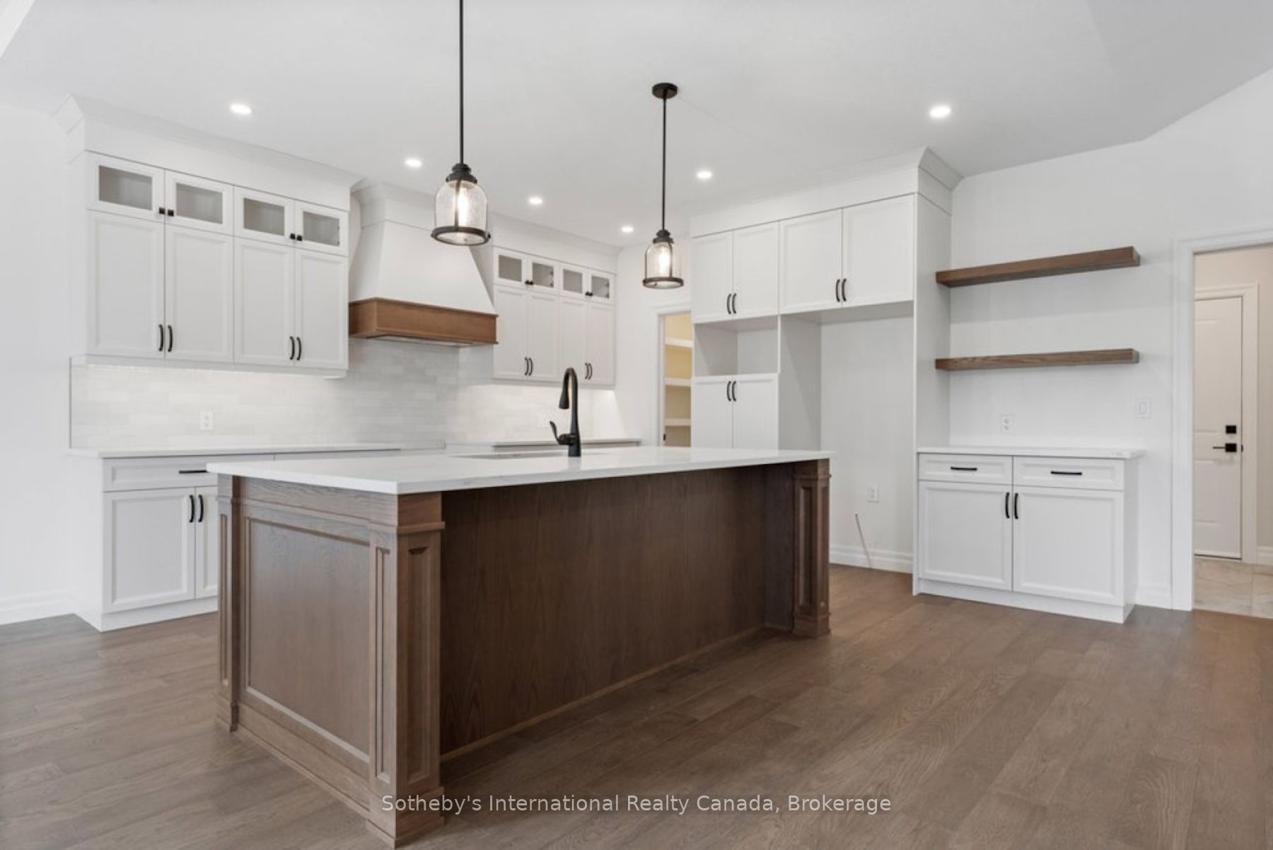 77 Cedar Street Property Photo 3