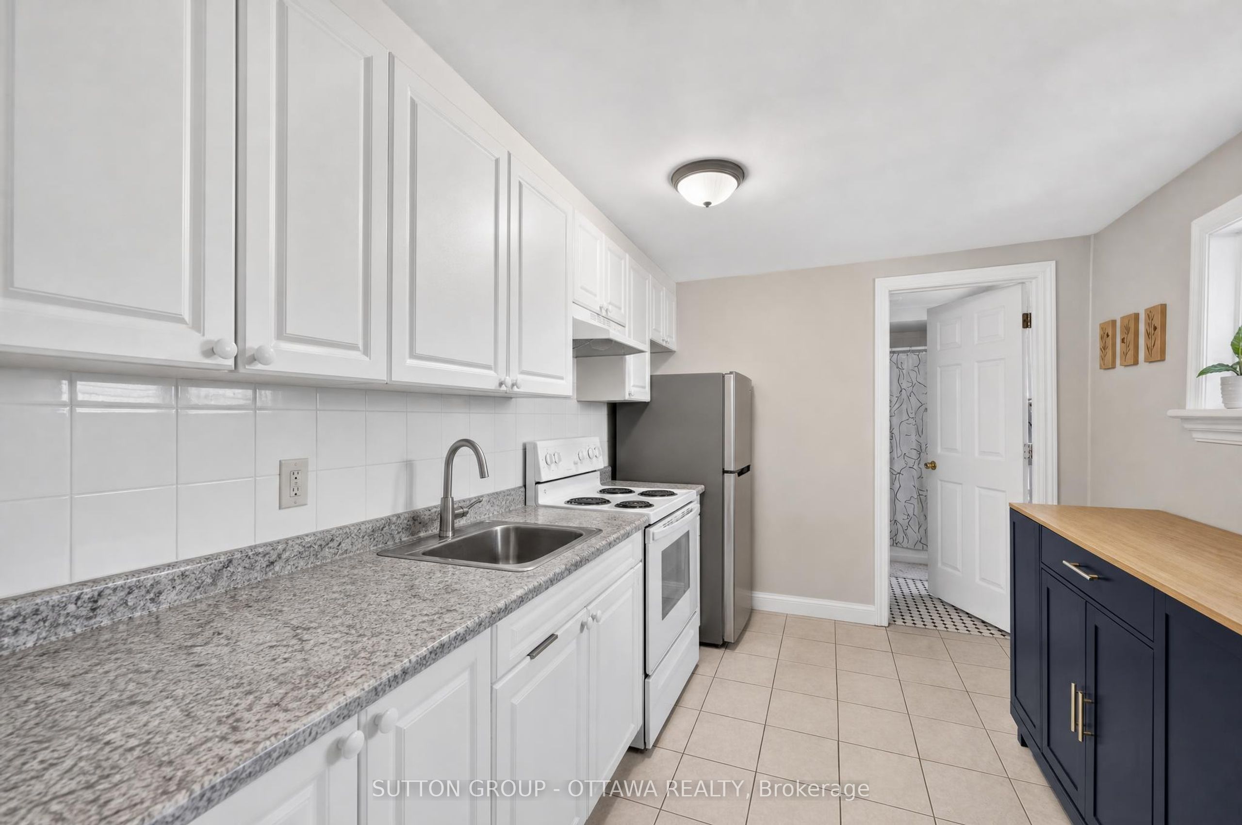 438 Lewis Street Property Photo 13