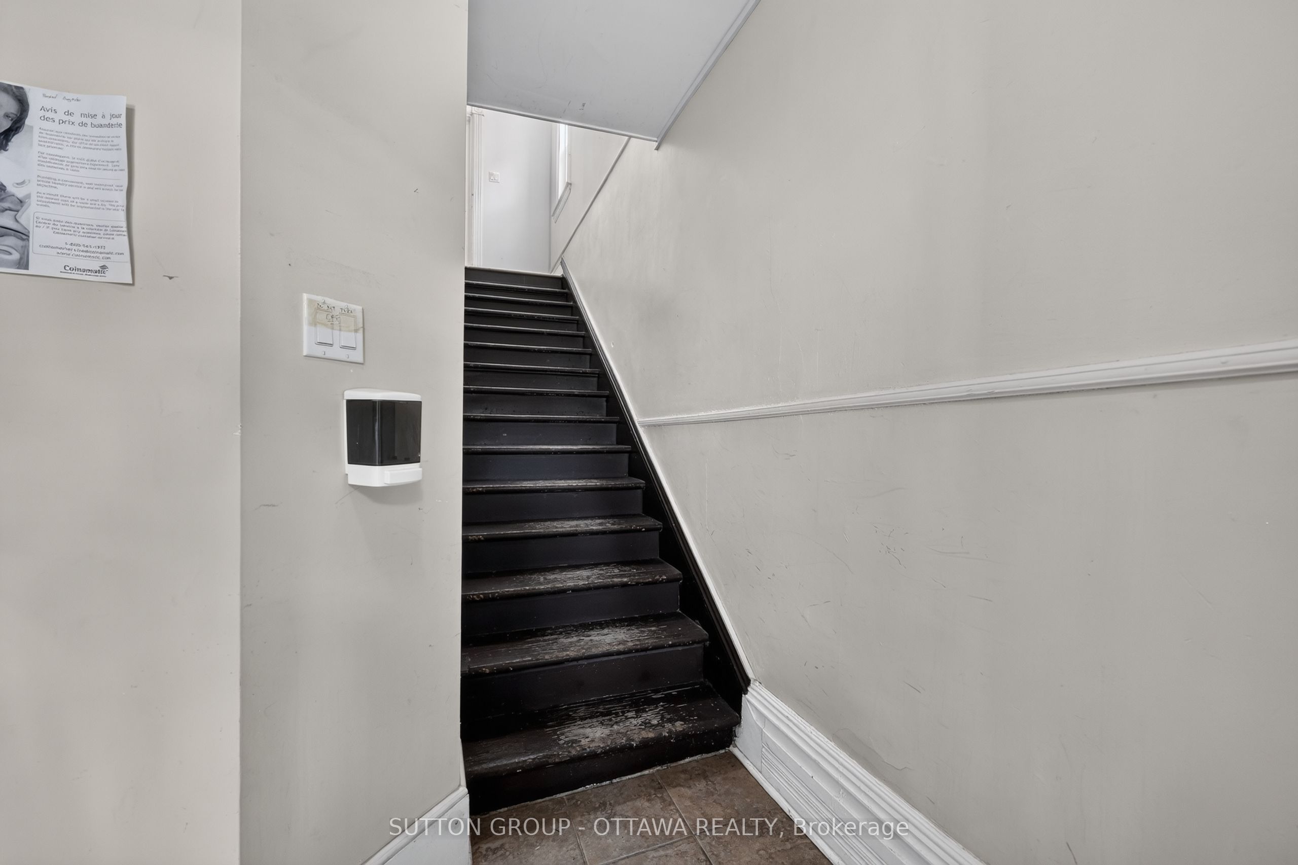 438 Lewis Street Property Photo 16
