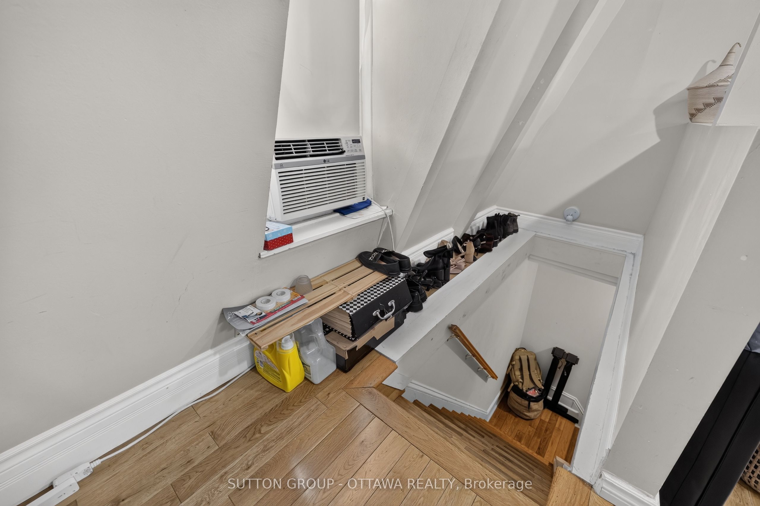 438 Lewis Street Property Photo 20