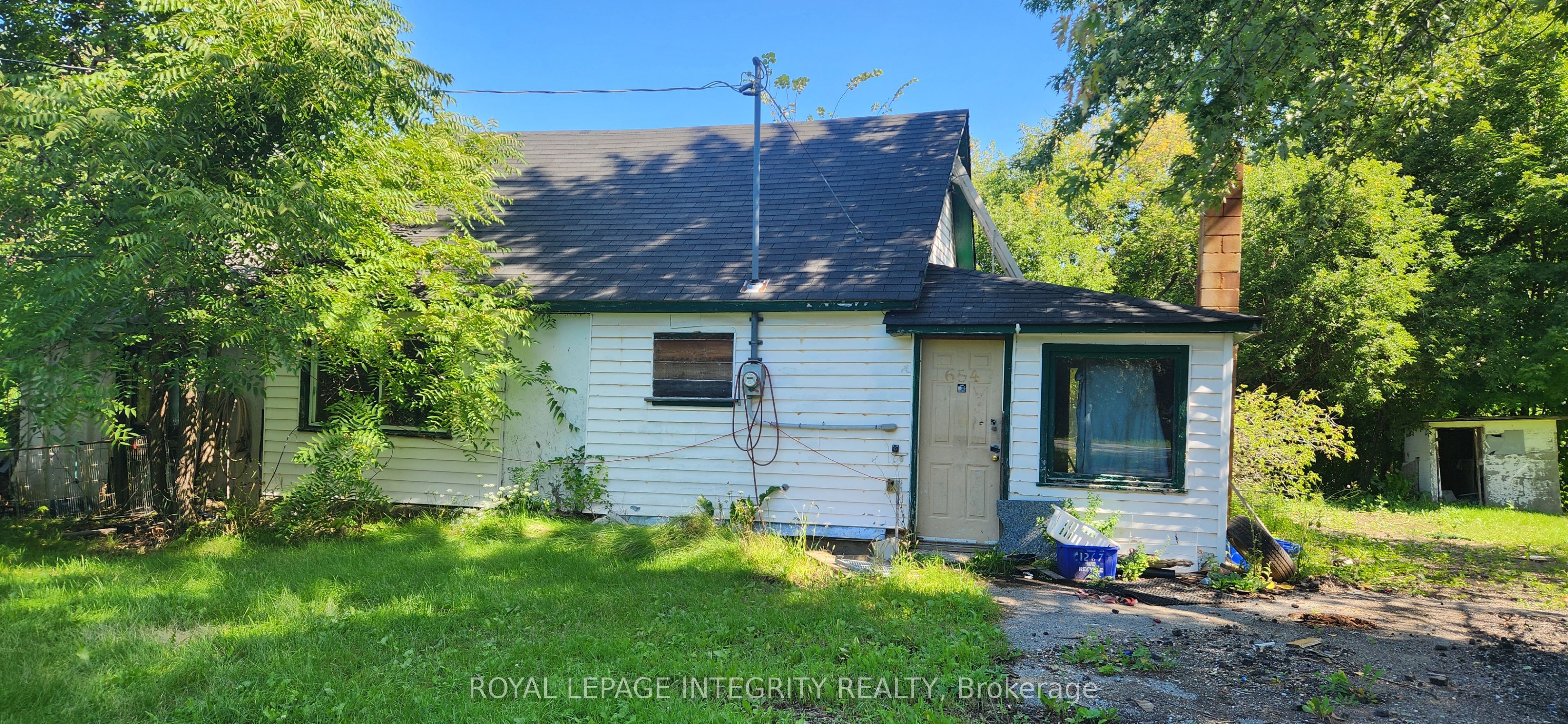 654 Ramsay Conc 4a Road Property Photo 2