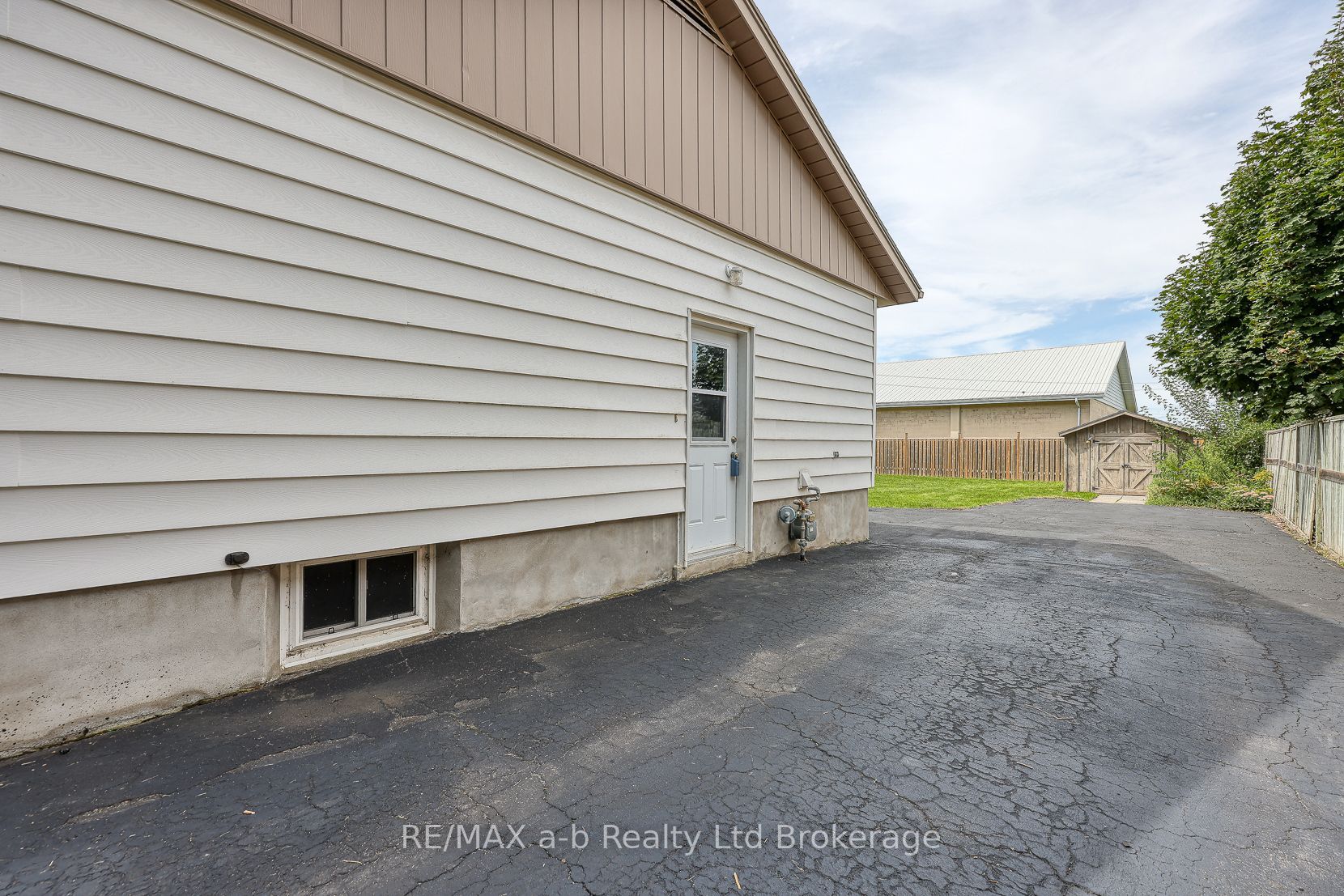26 Glenn Avenue Property Photo 15