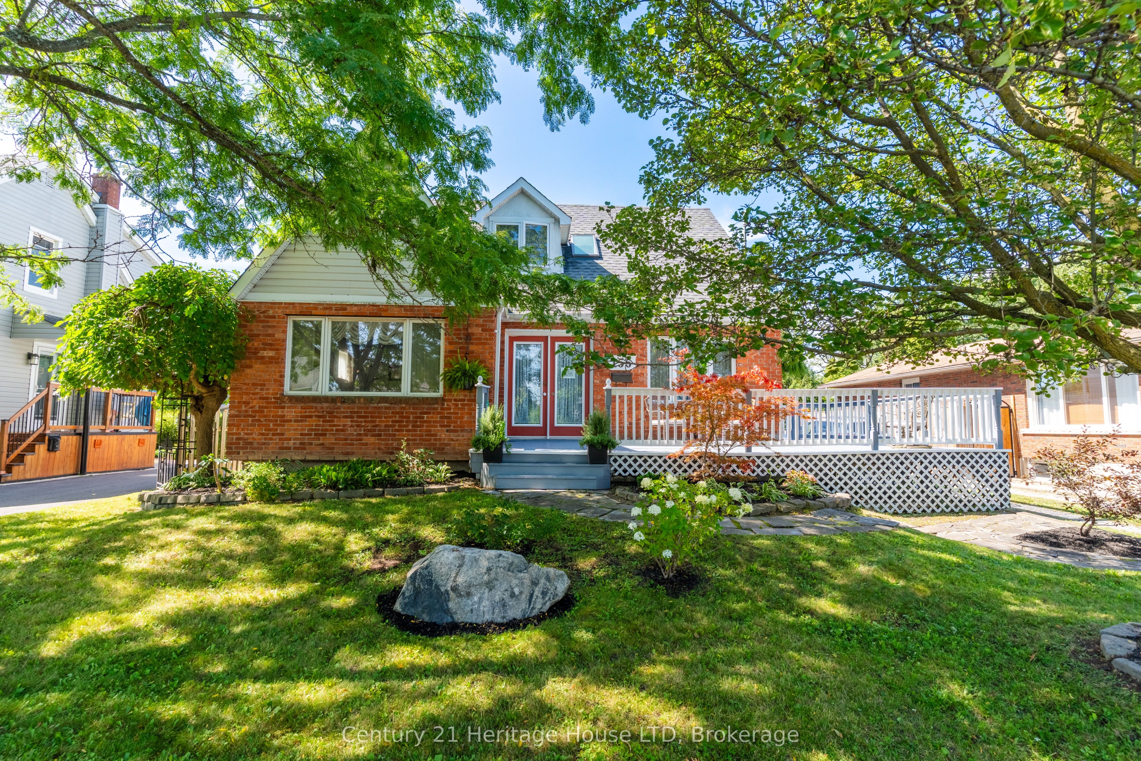 155 Wilton Avenue Property Photo 1