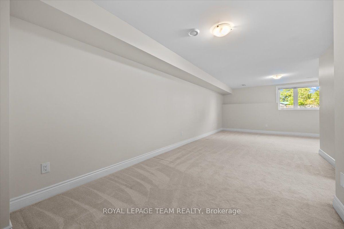 227 Bert Hall Street Property Photo 37