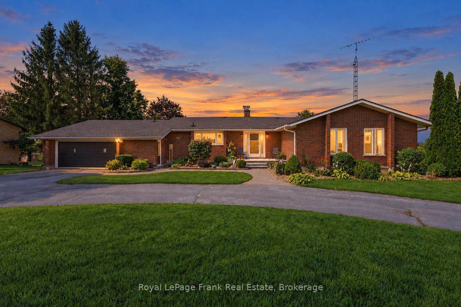 61 Bluewater Avenue Property Photo 1