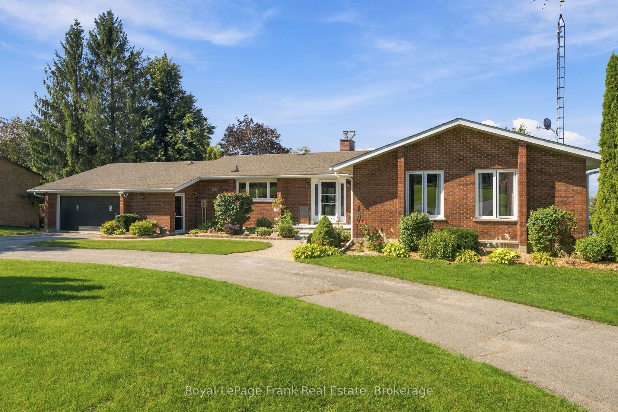 61 Bluewater Avenue Property Photo 3