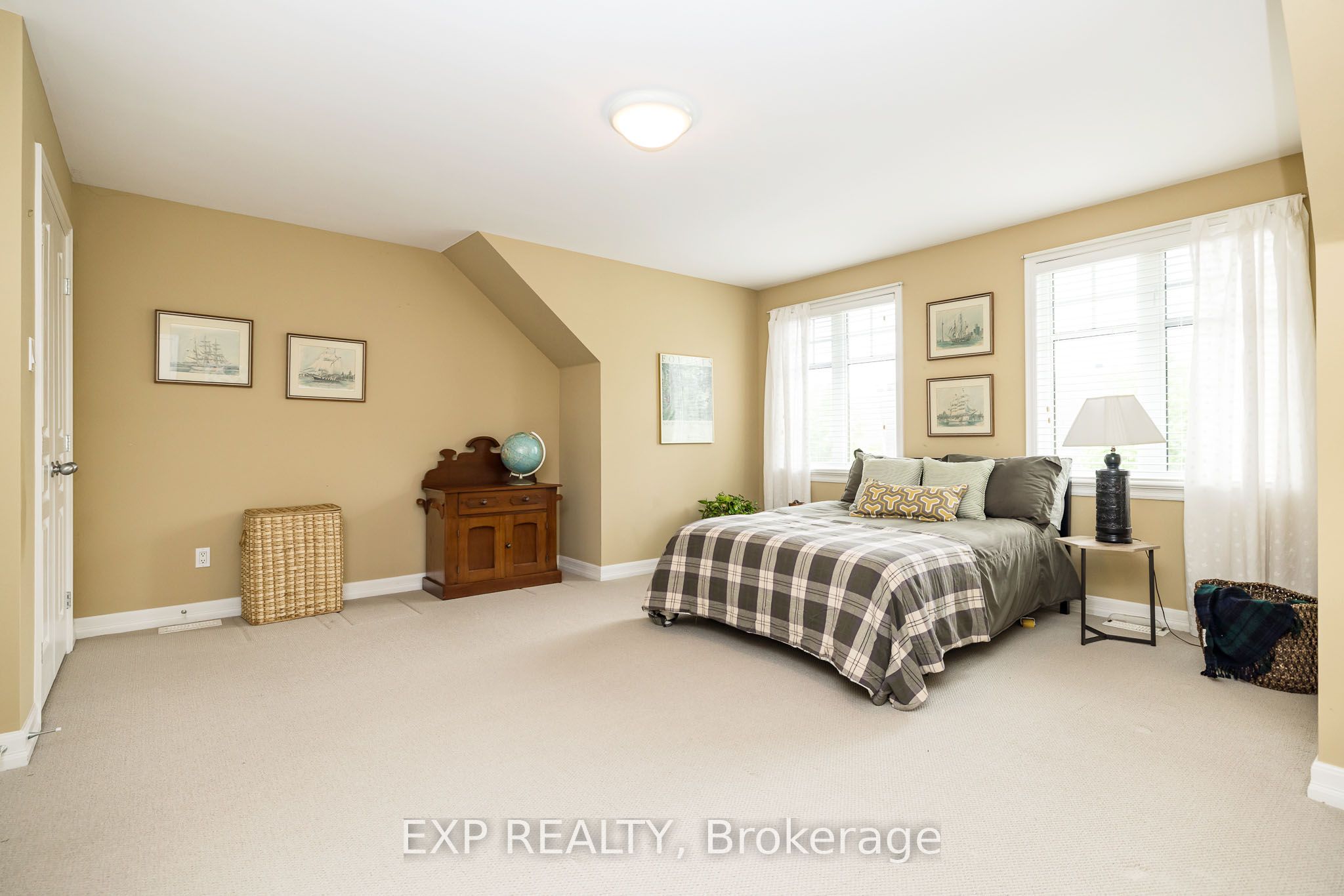 36 Oakbriar Crescent Property Photo 24