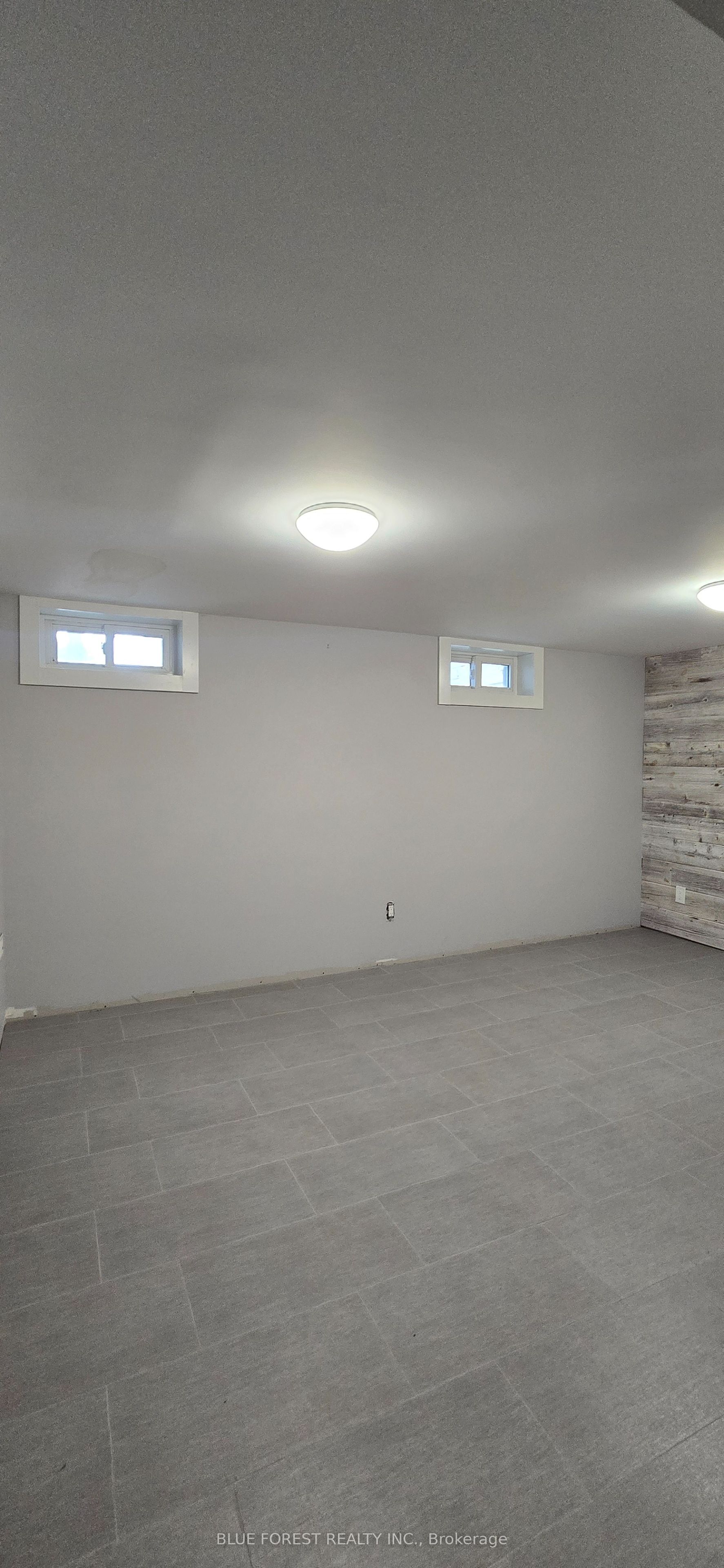 93 Elvira Crescent Property Photo 10