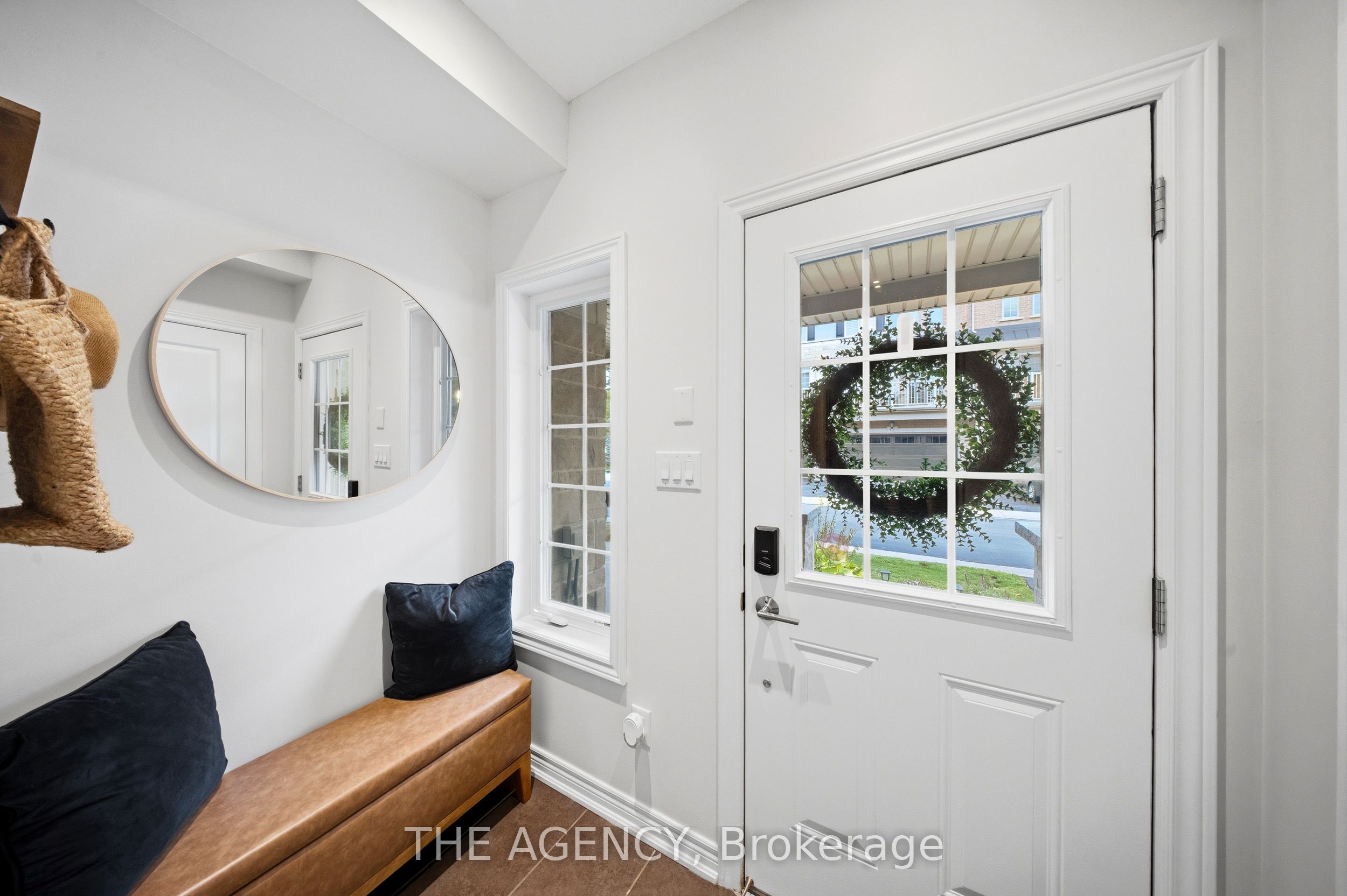 215 Dundas Street E 19 Property Photo 3