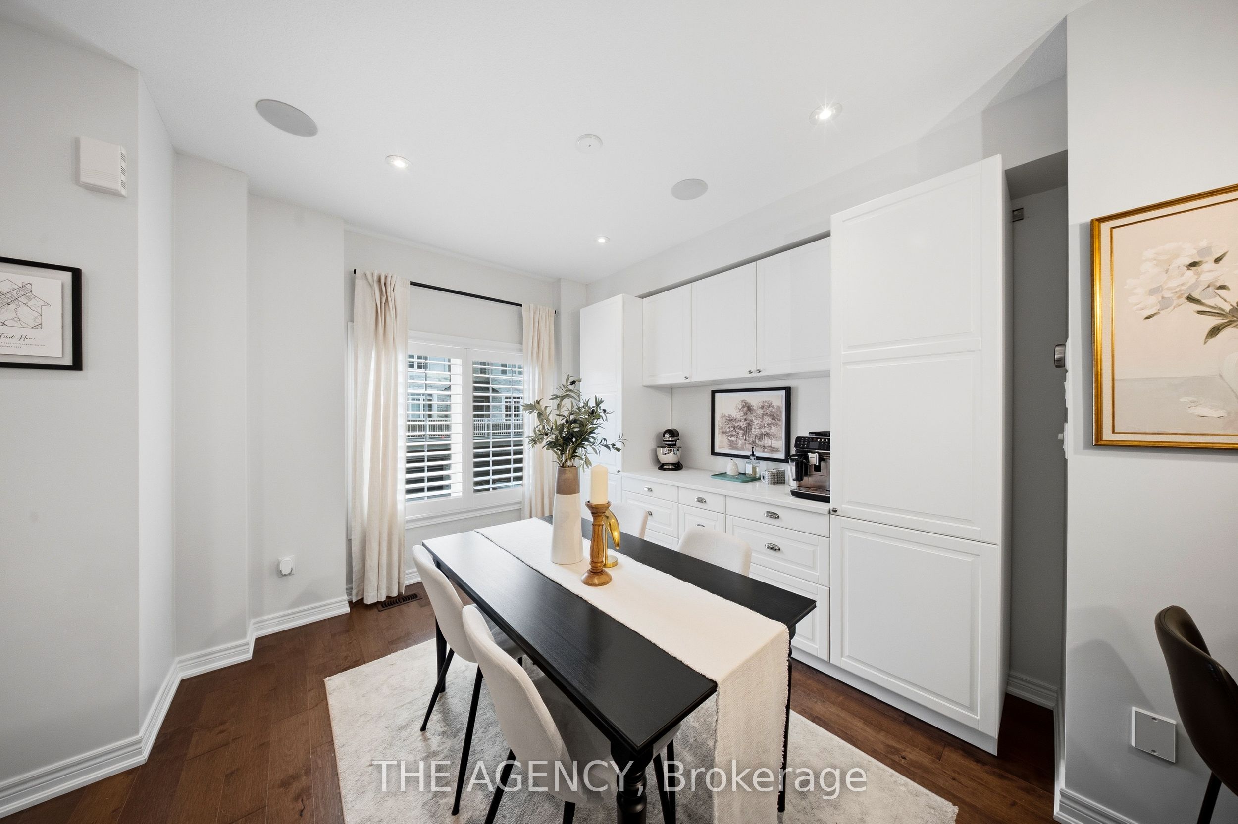 215 Dundas Street E 19 Property Photo 13