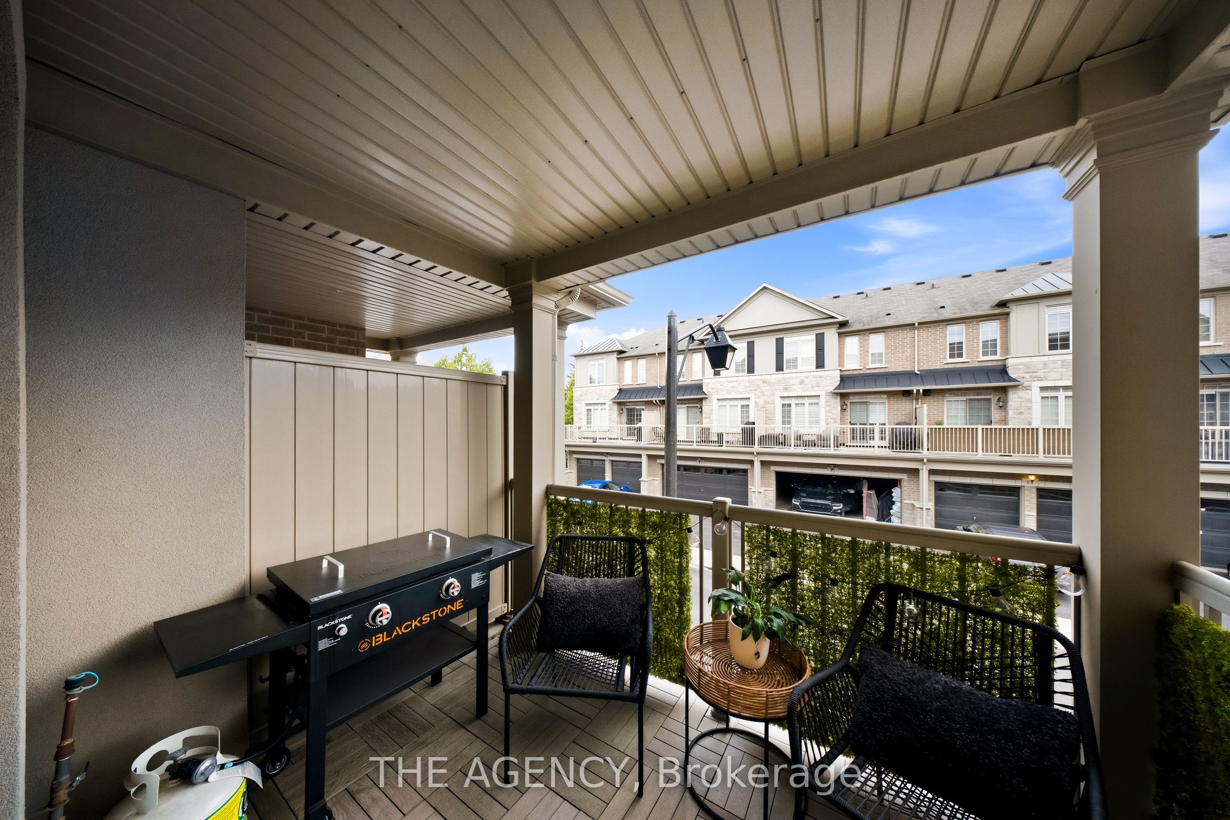 215 Dundas Street E 19 Property Photo 27