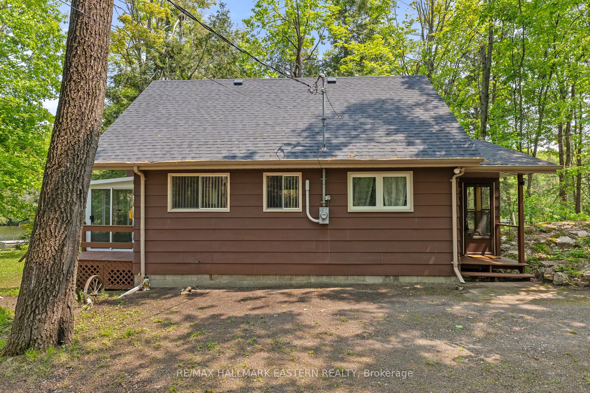 68 Irwin Drive Property Photo 5