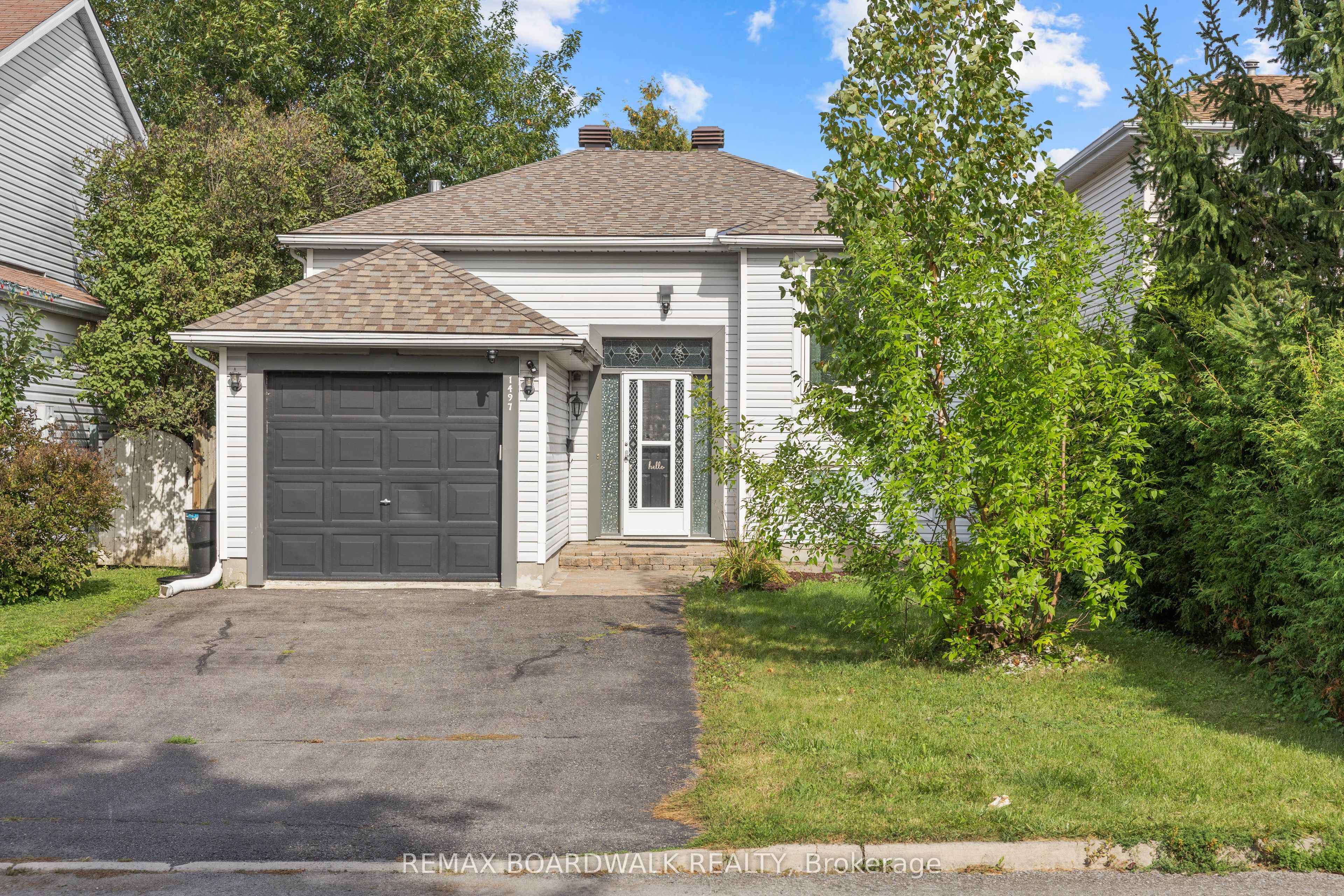 1497 Roberval Avenue Property Photo 2