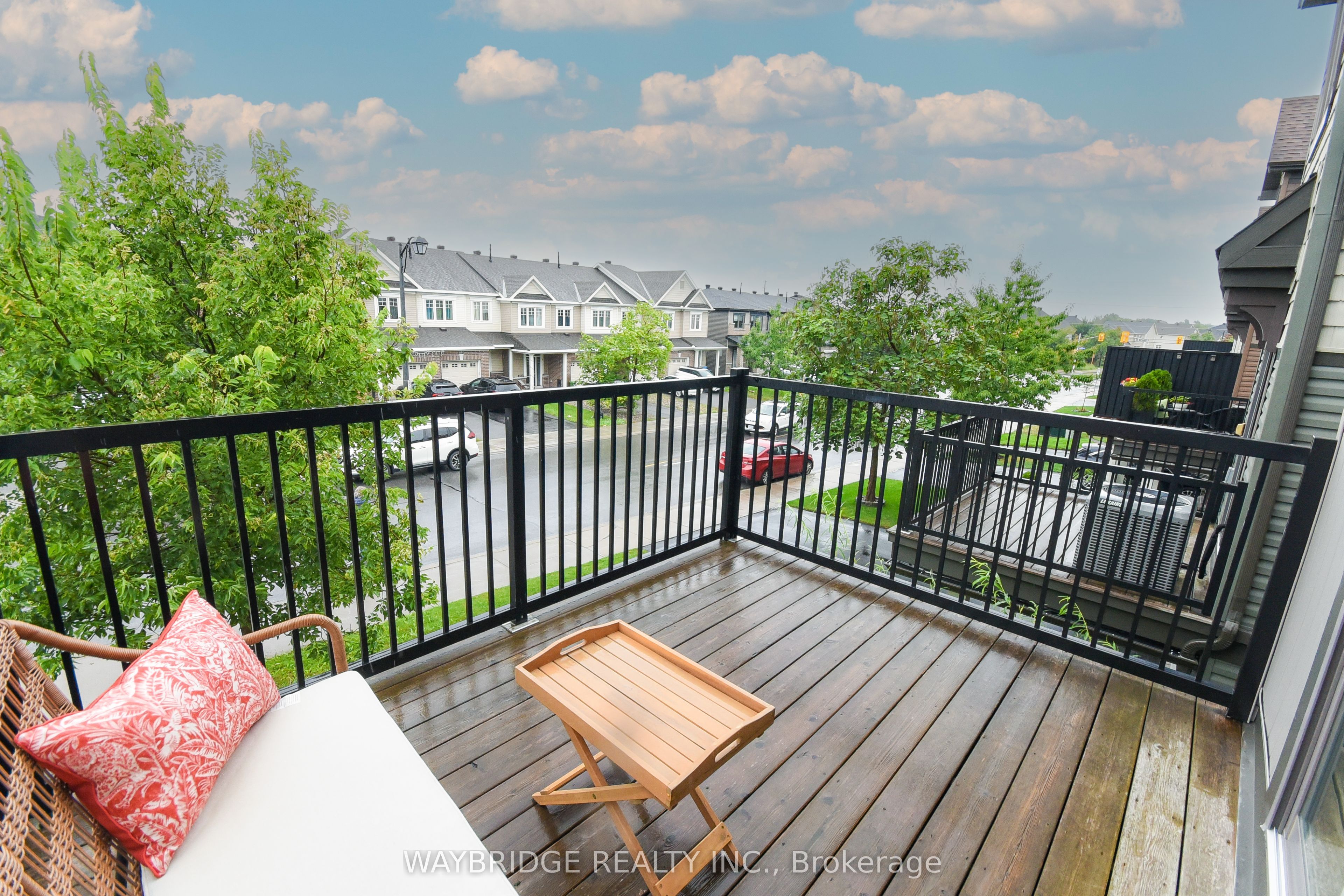 873 Kilbirnie Drive Property Photo 11
