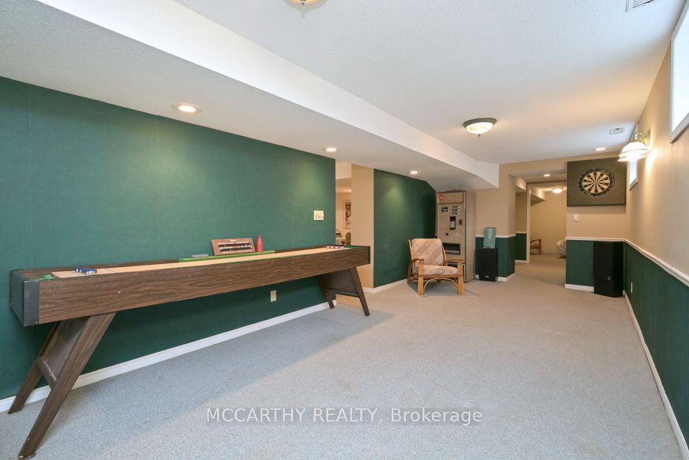 11 Lynda Avenue Property Photo 31