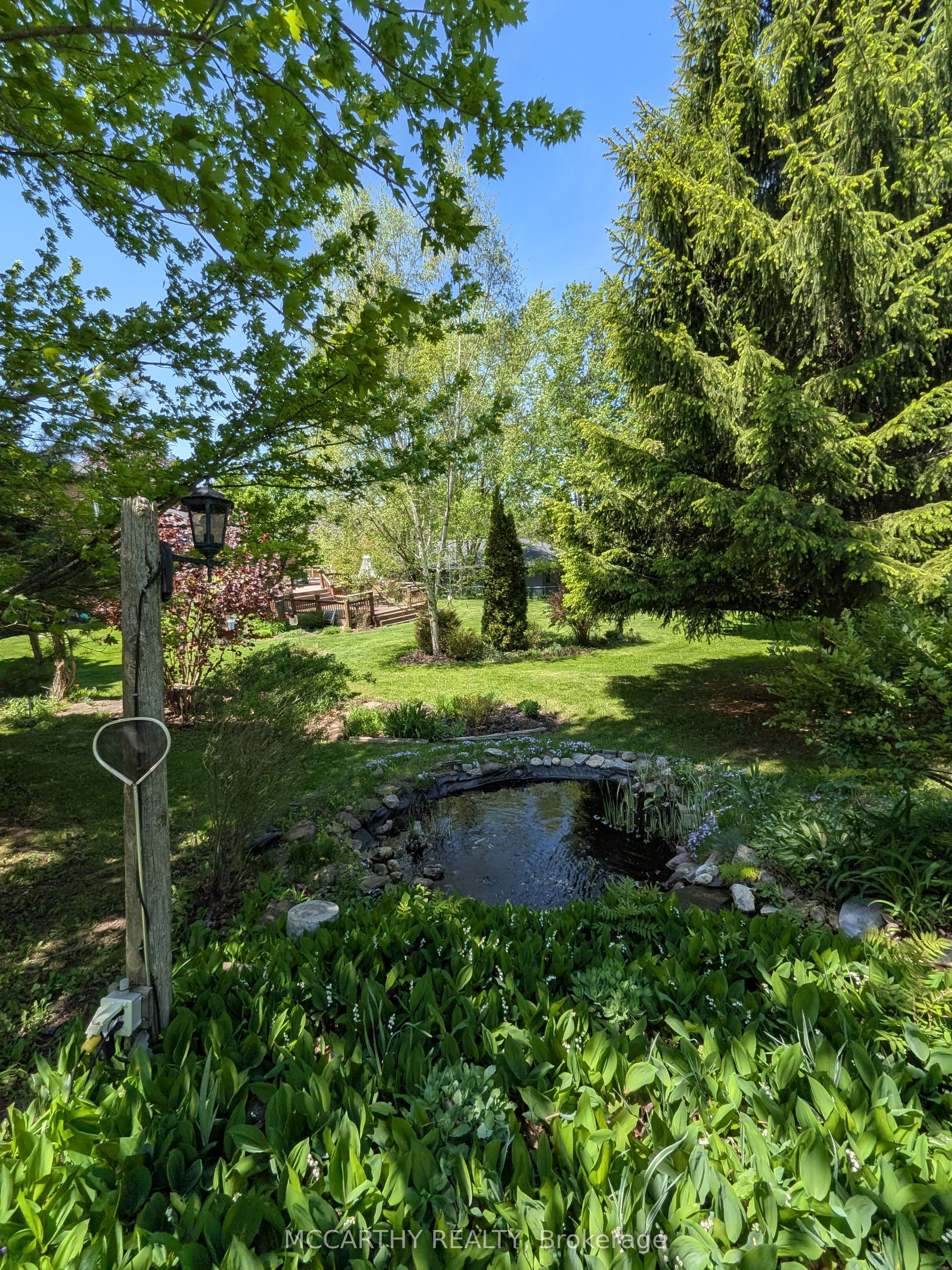11 Lynda Avenue Property Photo 38