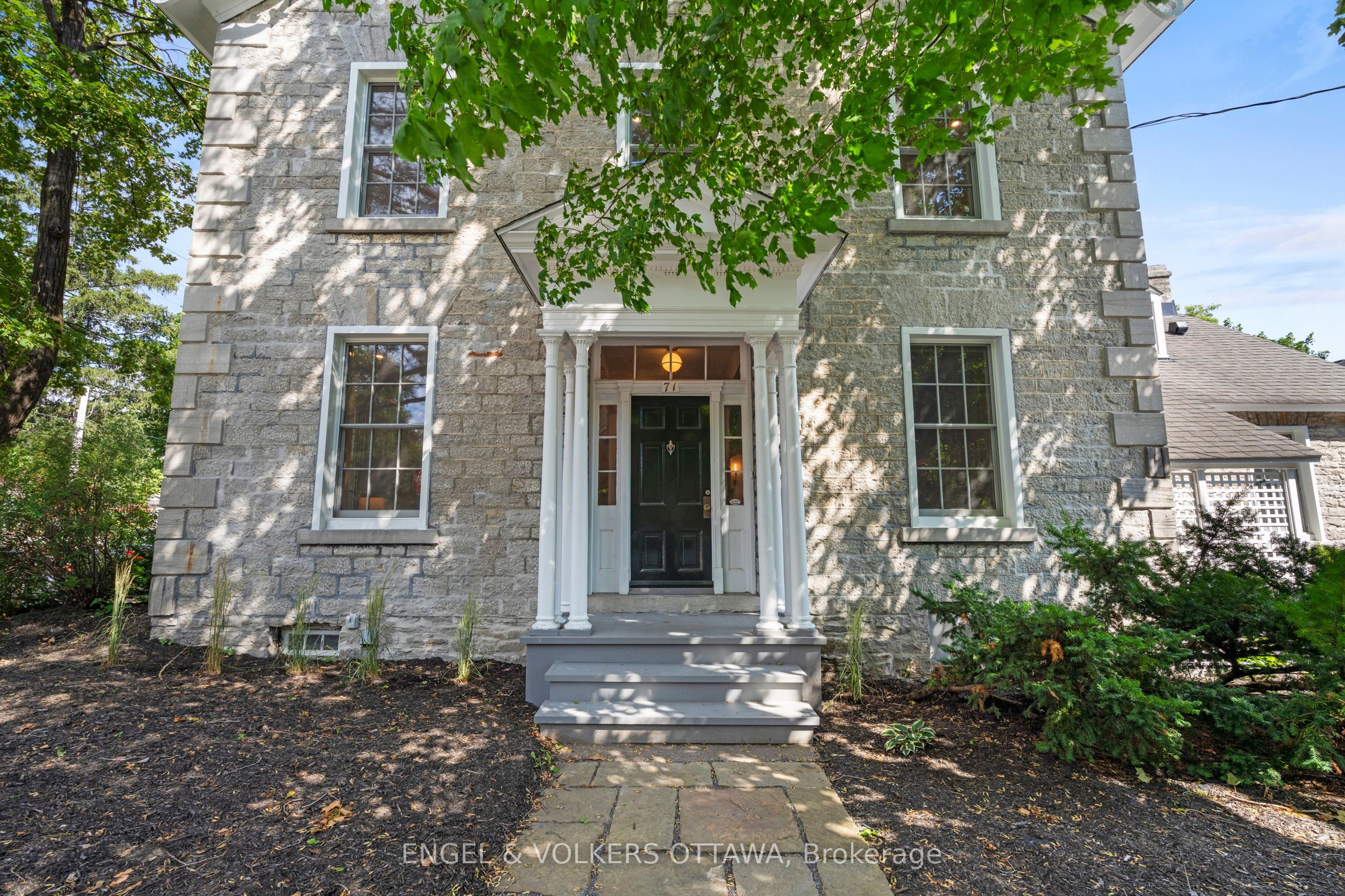 71 Thomas Street Property Photo 1