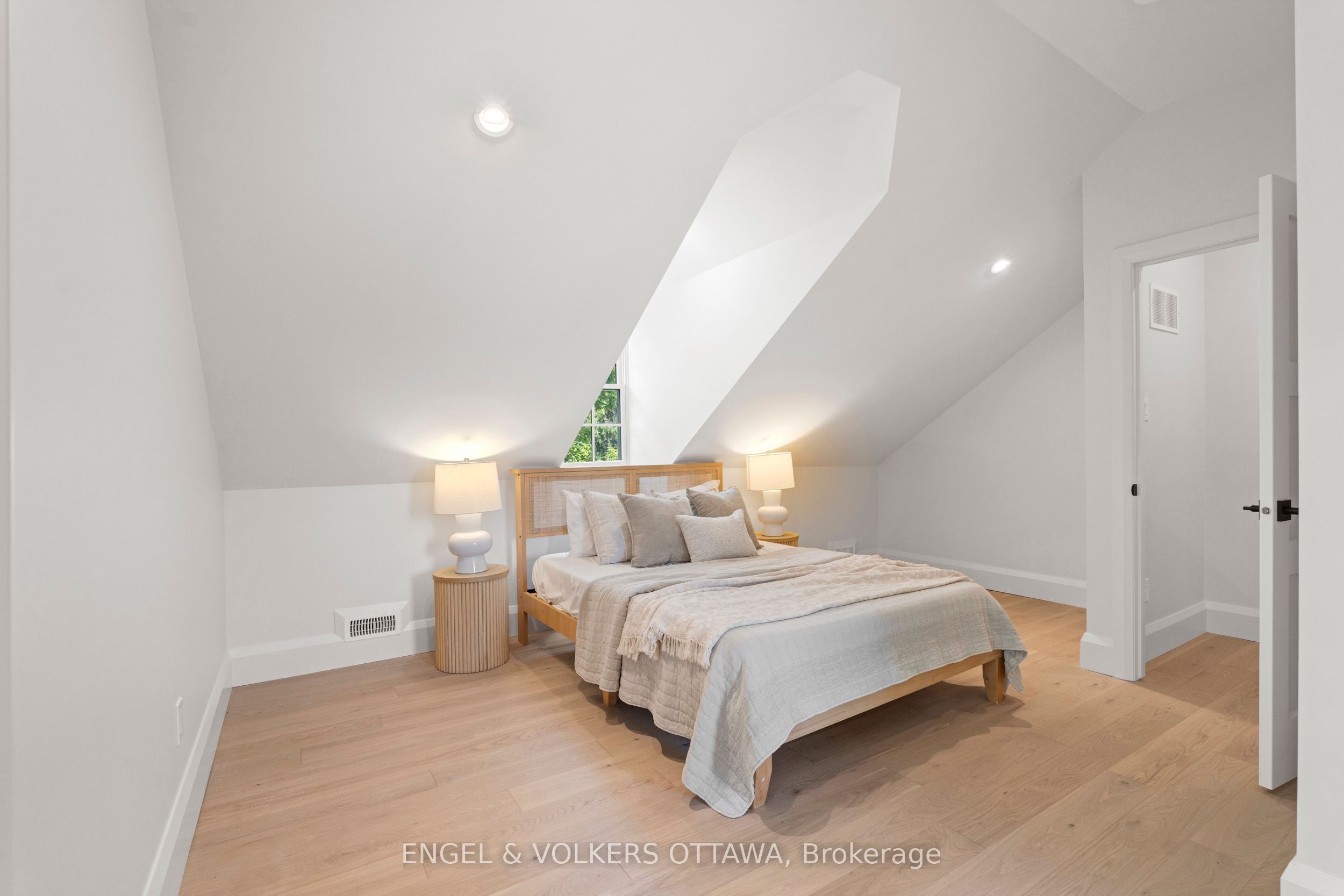 71 Thomas Street Property Photo 28
