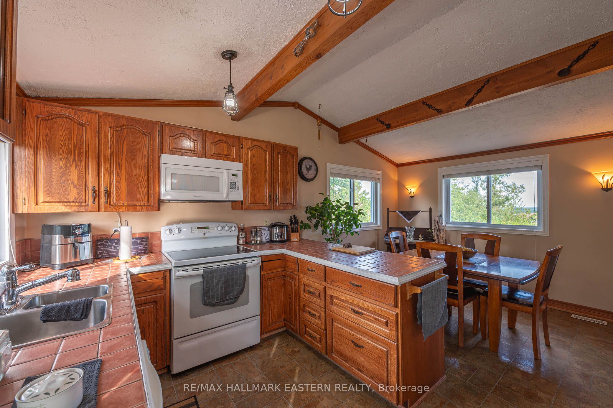 137 Grandview Drive Property Photo 20